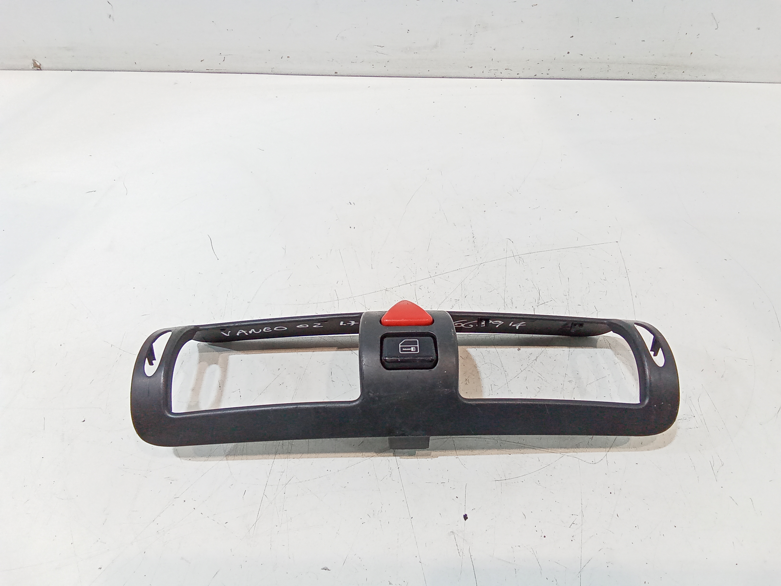 Pulsante luci di emergenza per Mercedes Vaneo 1 Serie (2001 - In produzione)