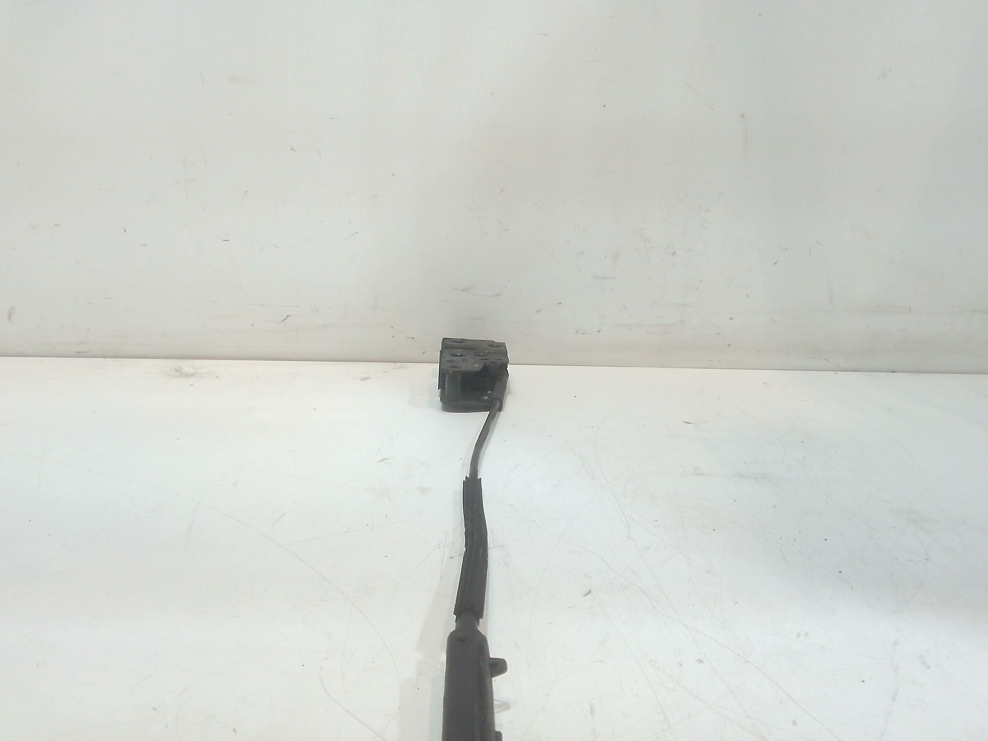 Serratura cofano anteriore per Audi A4 Avant (8k5) (08>15) (2008 - 2015)