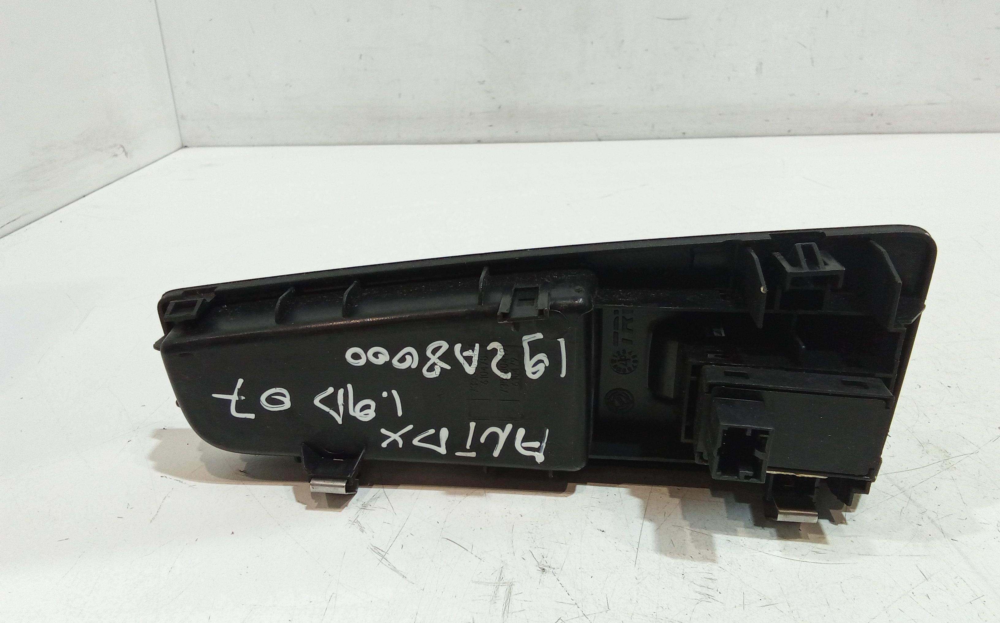 Pulsantiera Anteriore Destra Passeggero per Fiat Bravo 2 Serie (2007 - 2010)