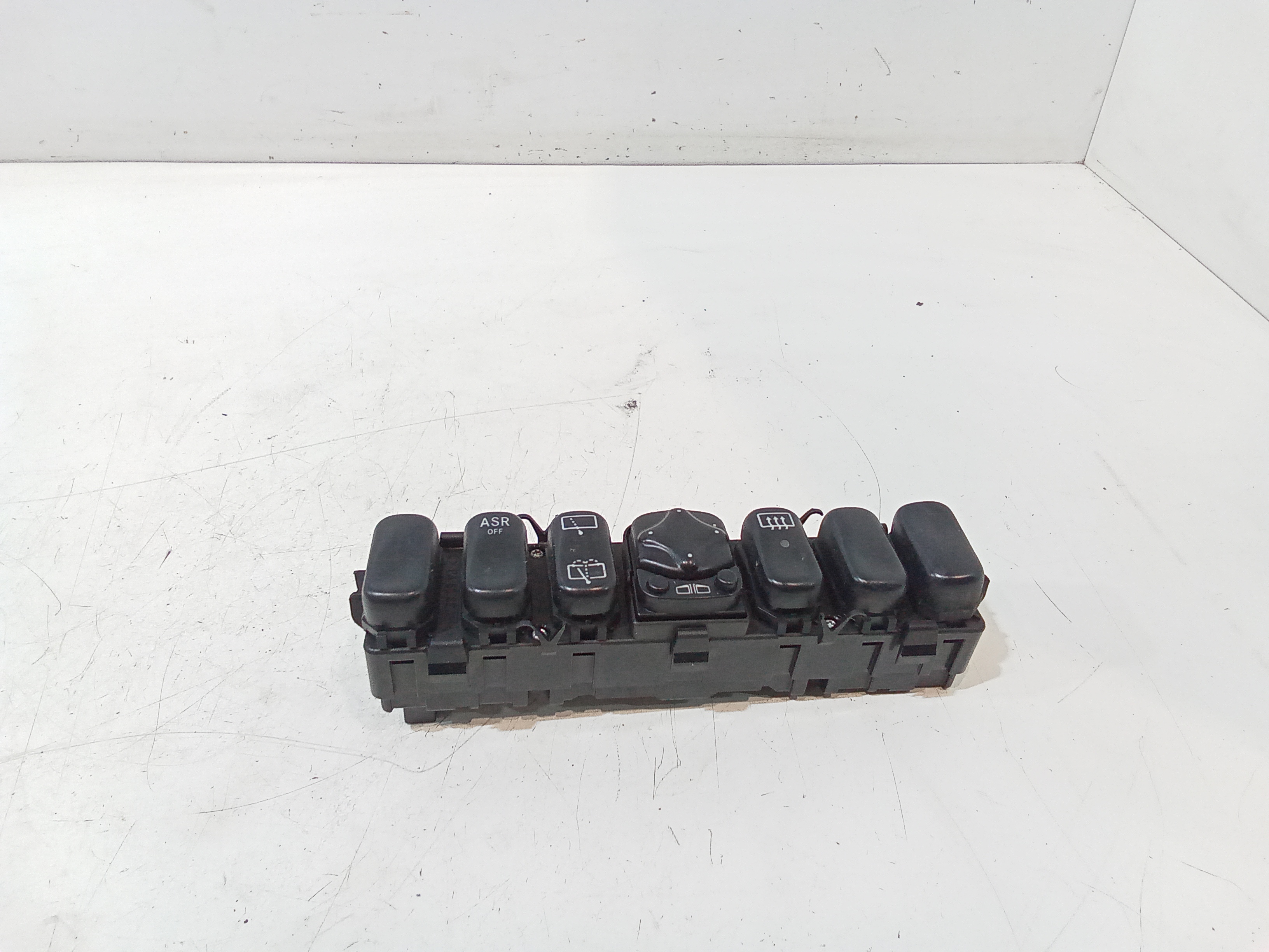 Pulsantiera Centrale per Mercedes Vaneo 1 Serie (2001 - In produzione)