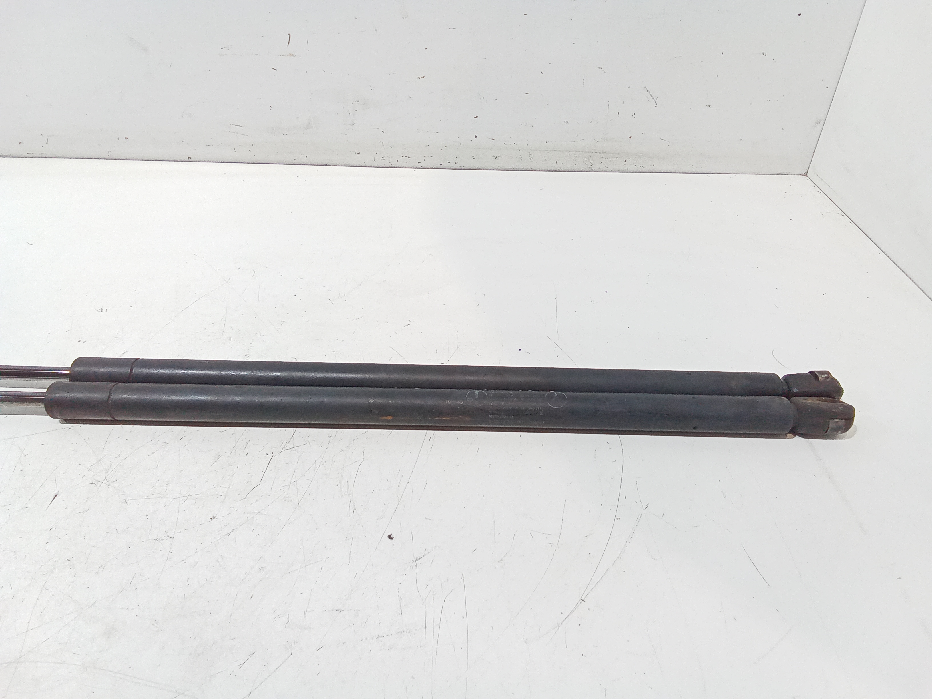 Pistoncini cofano Post. per Mercedes Vaneo 1 Serie (2001 - In produzione)