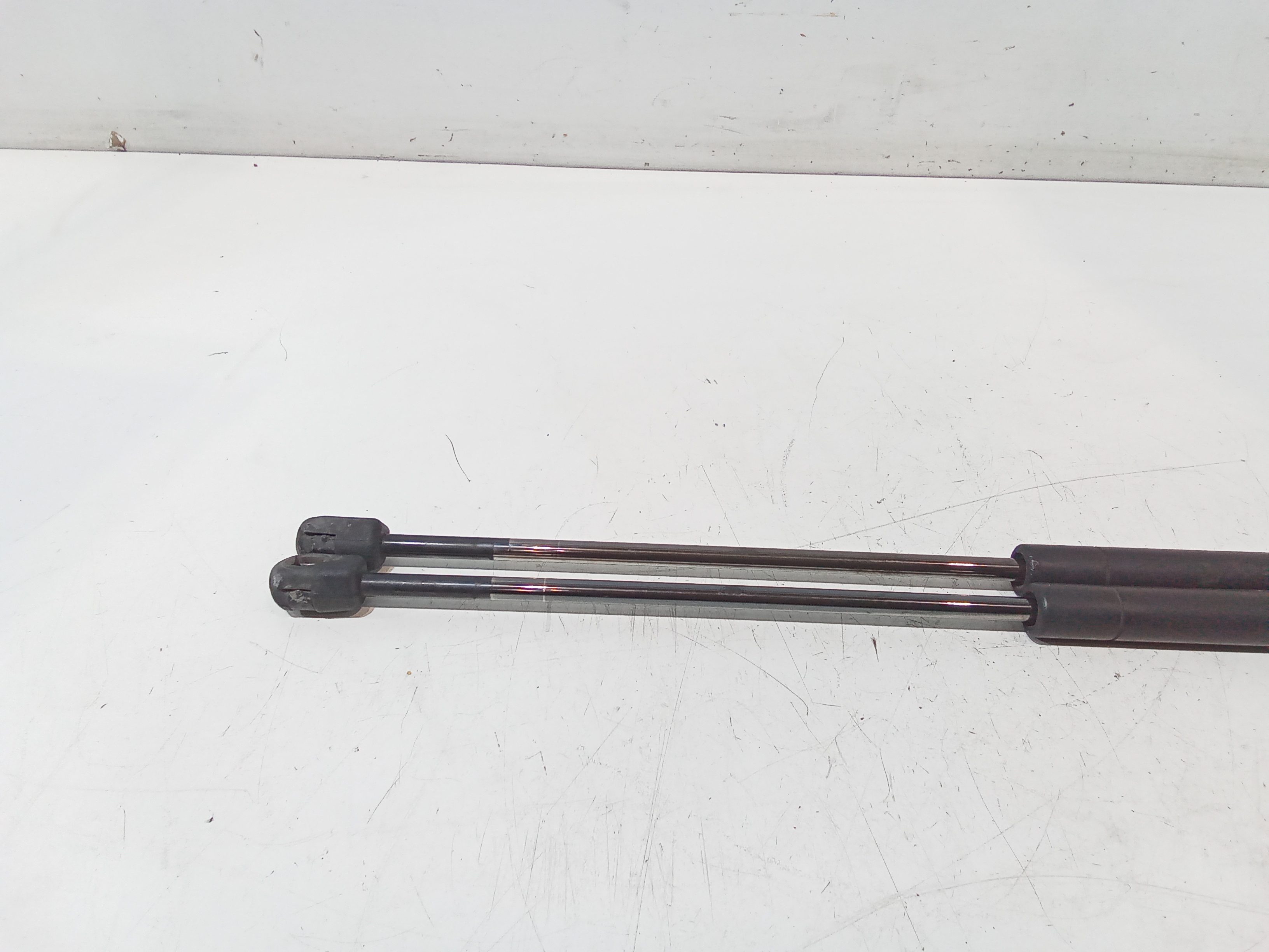 Pistoncini cofano Post. per Fiat Bravo 2 Serie (2007 - 2010)