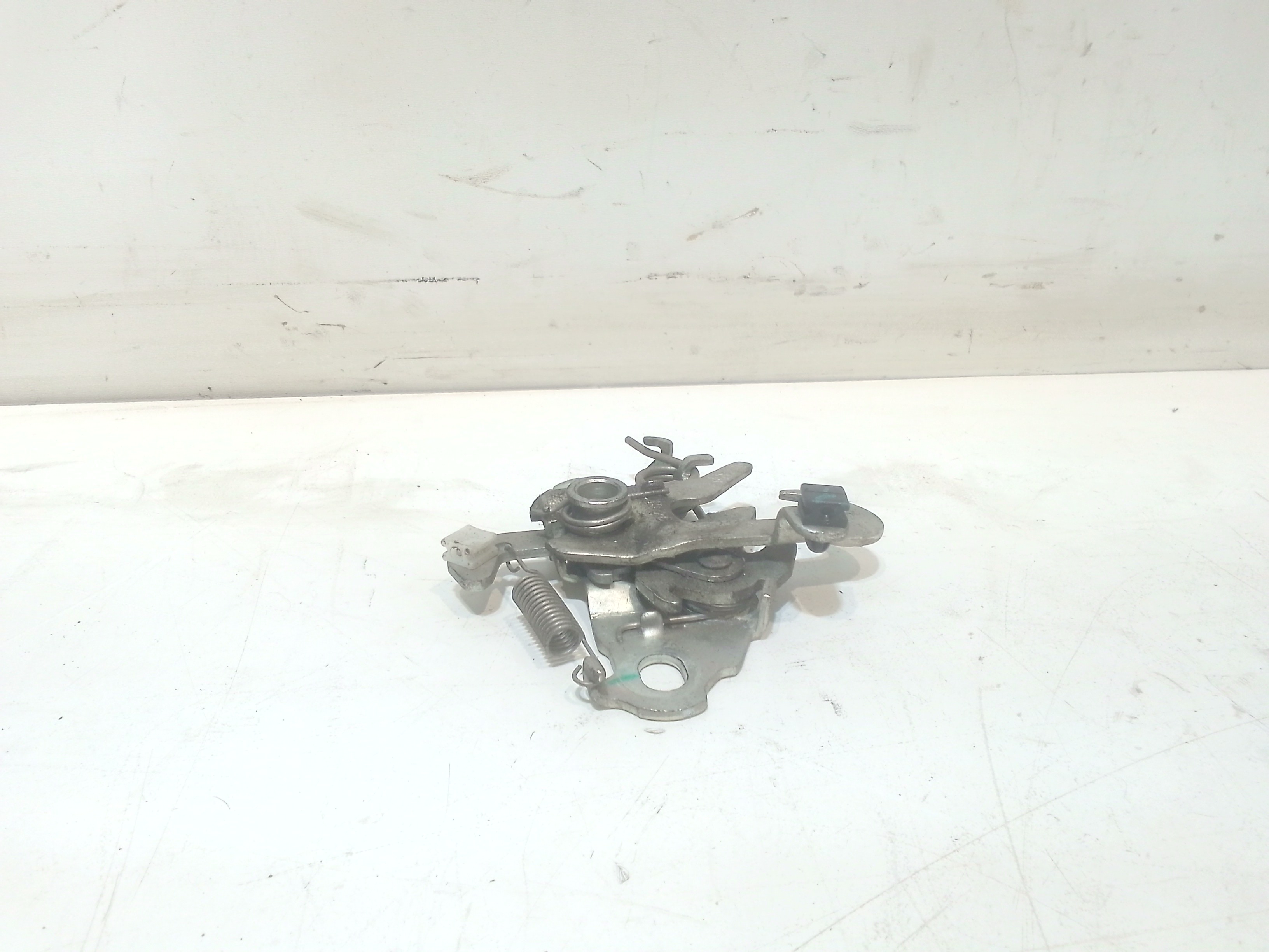 Serratura cofano anteriore per Opel Crossland Serie (17>) (2017 - In produzione)