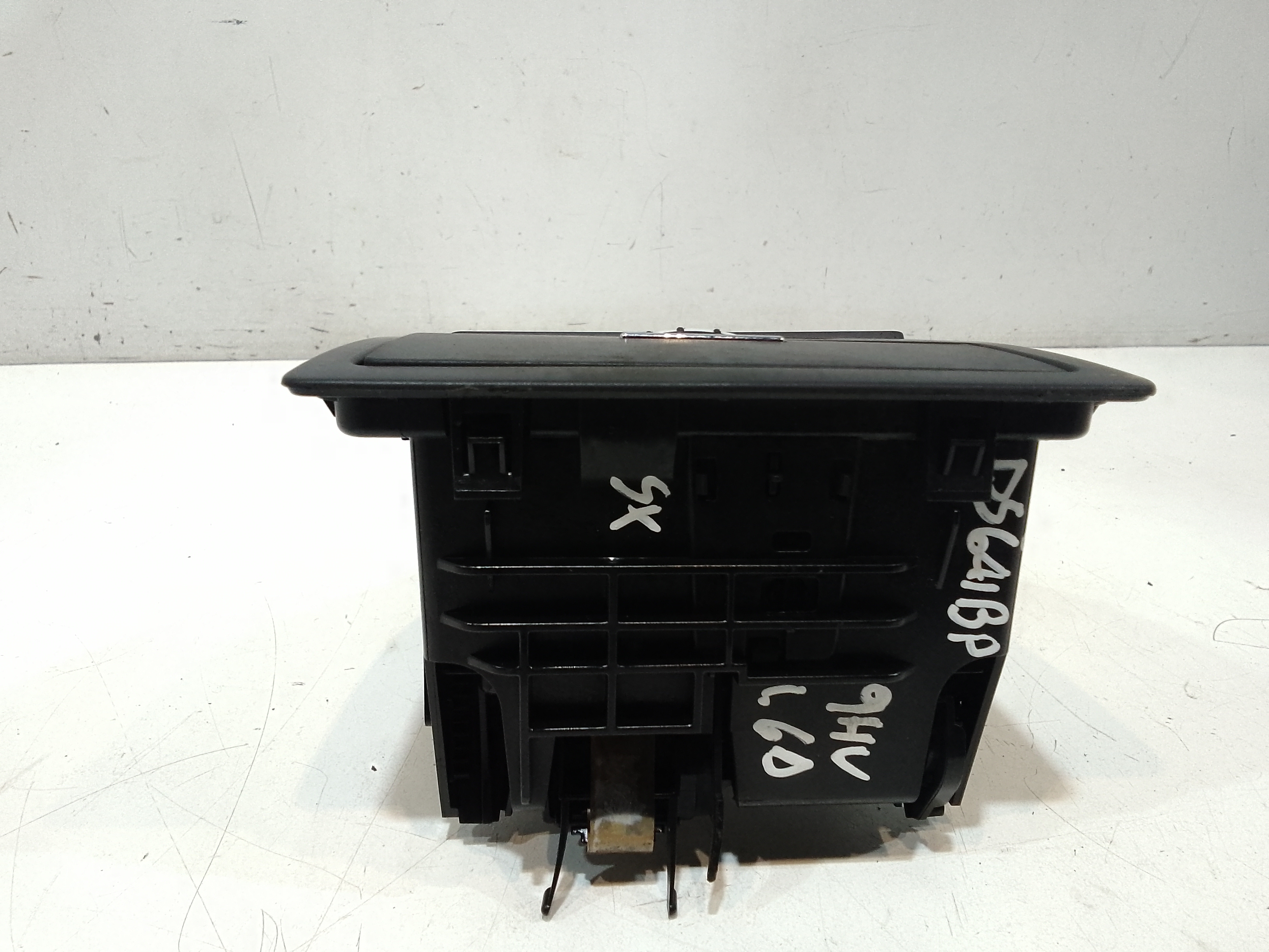 Bocchetta aria cruscotto lato guida per Citroen C4 Berlina (2004 - 2008)