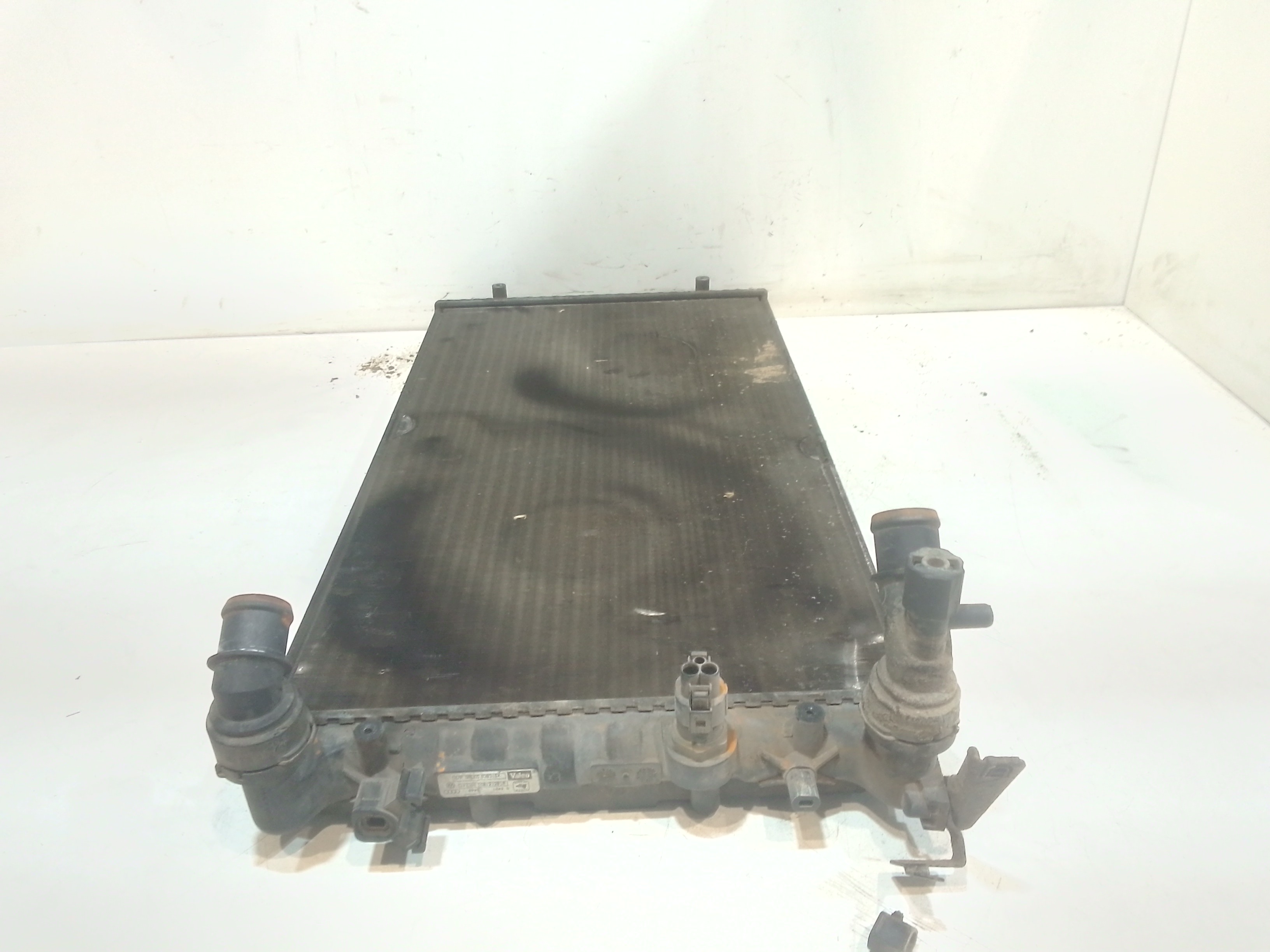 Radiatore acqua per Volkswagen New Beetle 1 Serie (1998 - 2010)