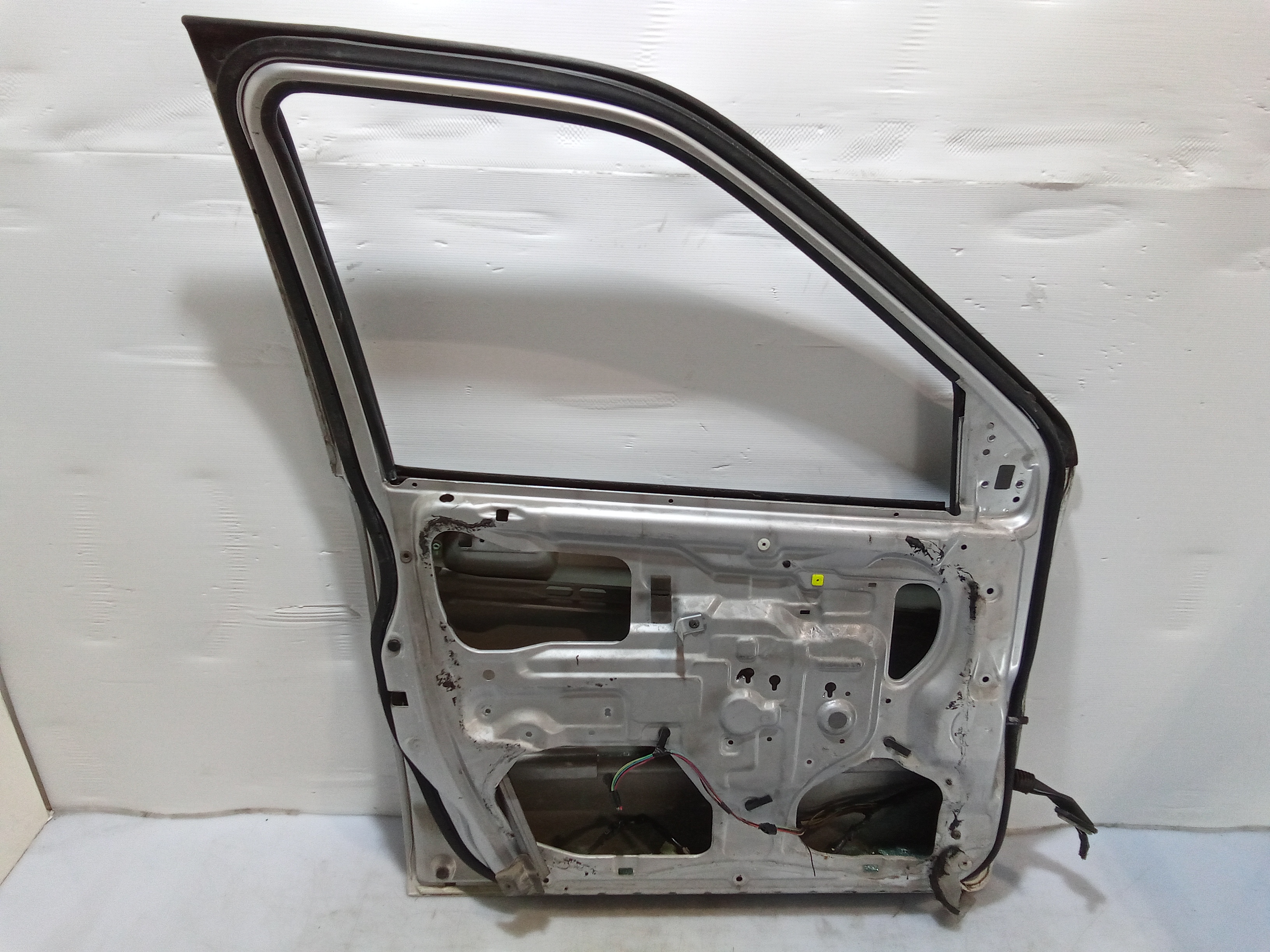 Portiera Anteriore Sinistra per Suzuki Ignis 2 Serie (2003 - 2009)