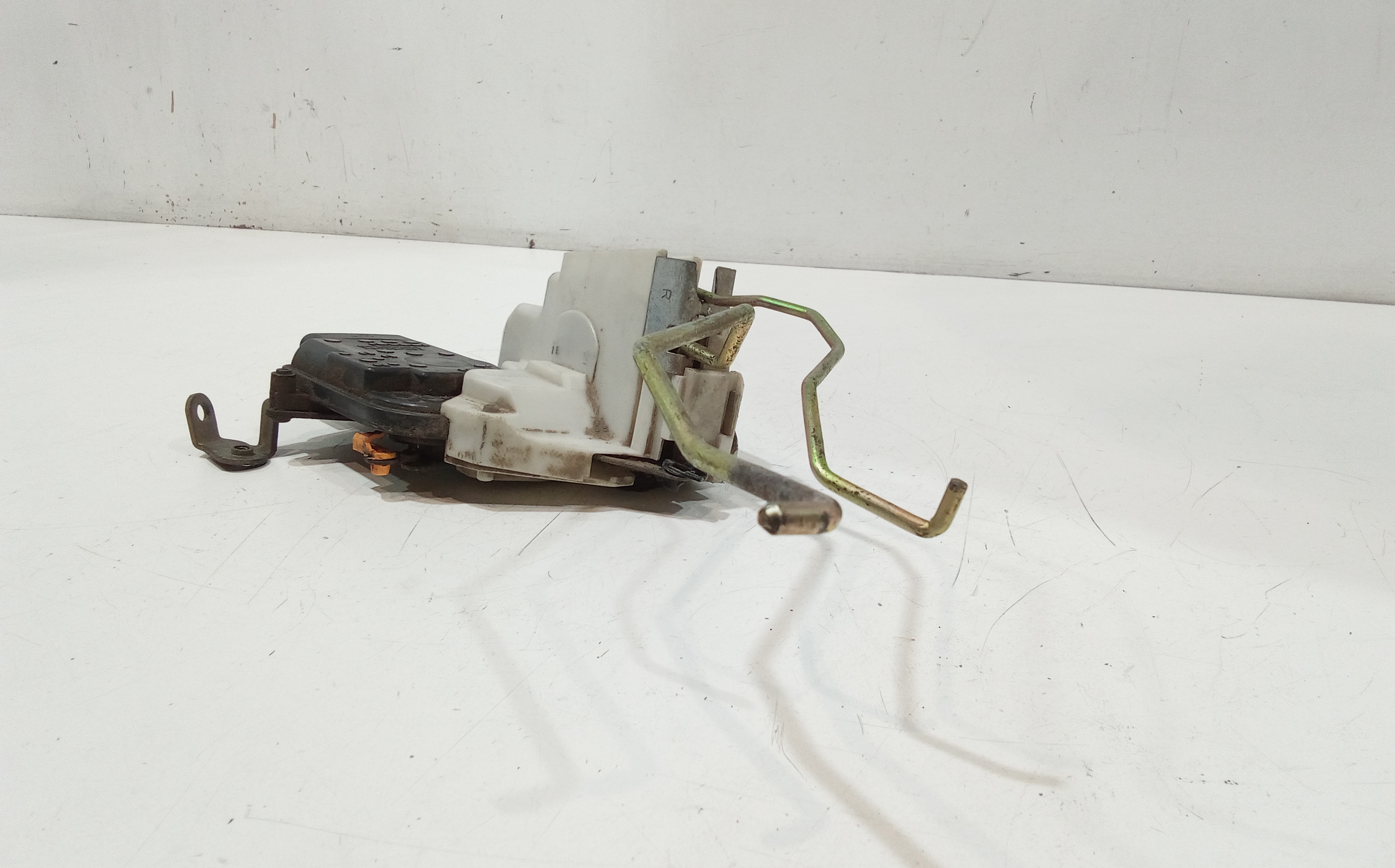 Serratura Anteriore Destra per Suzuki Ignis 2 Serie (2003 - 2009)