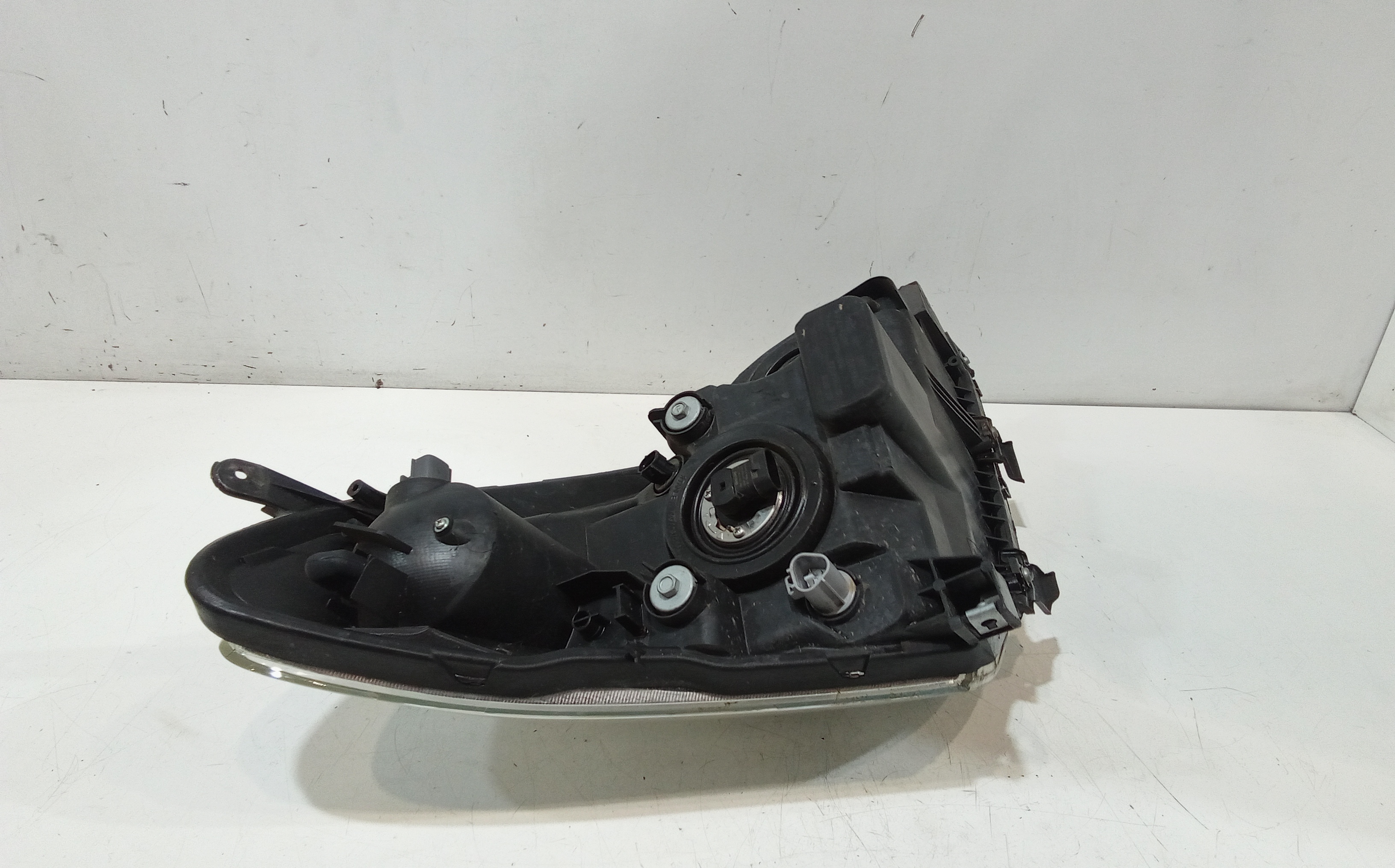 Faro anteriore Sinistro Guida per Toyota Corolla Verso 2 Serie (2004 - 2009)