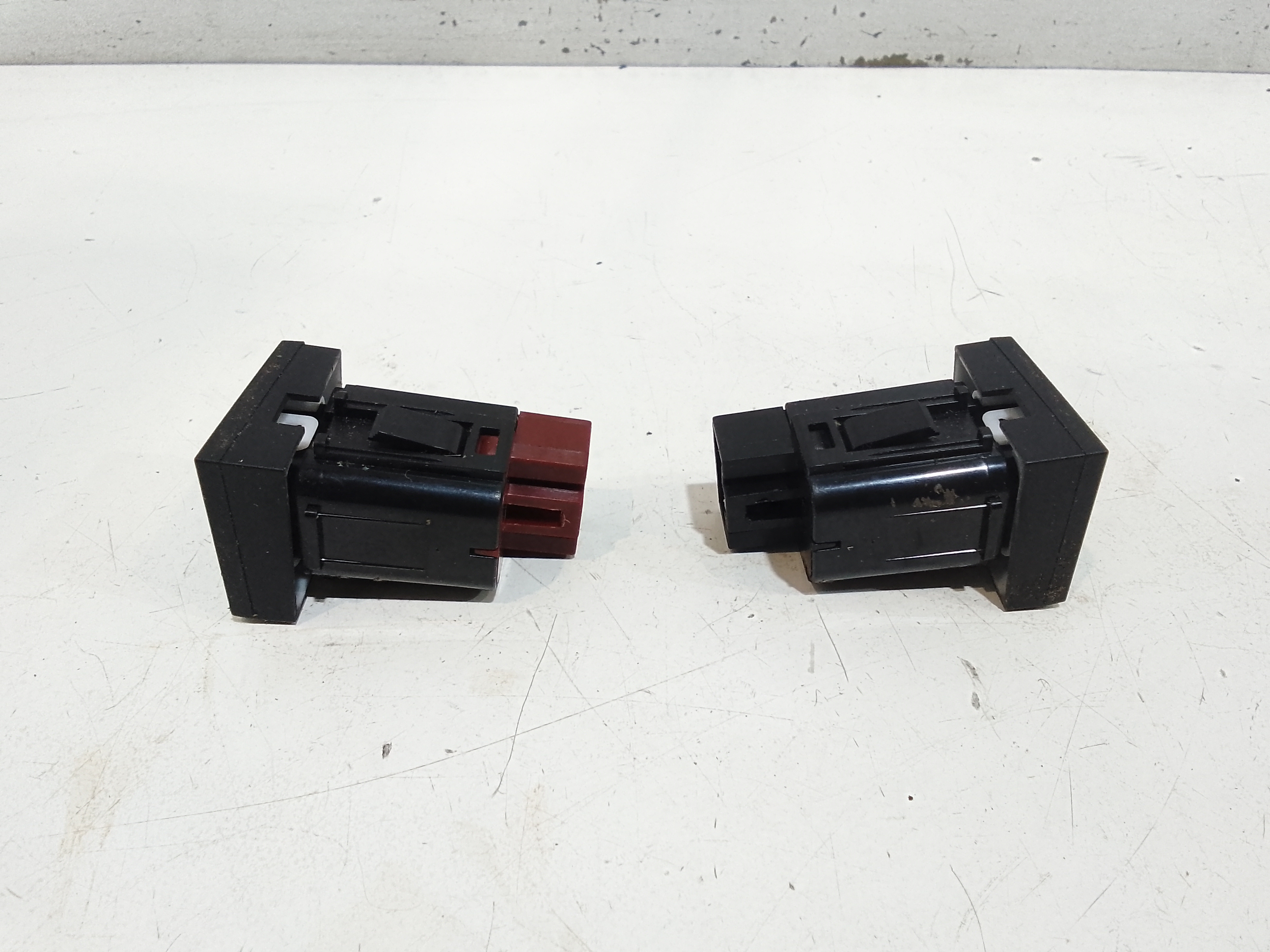 Interruttore riscaldamento sedili per Opel Antara Serie (2006 - 2015)