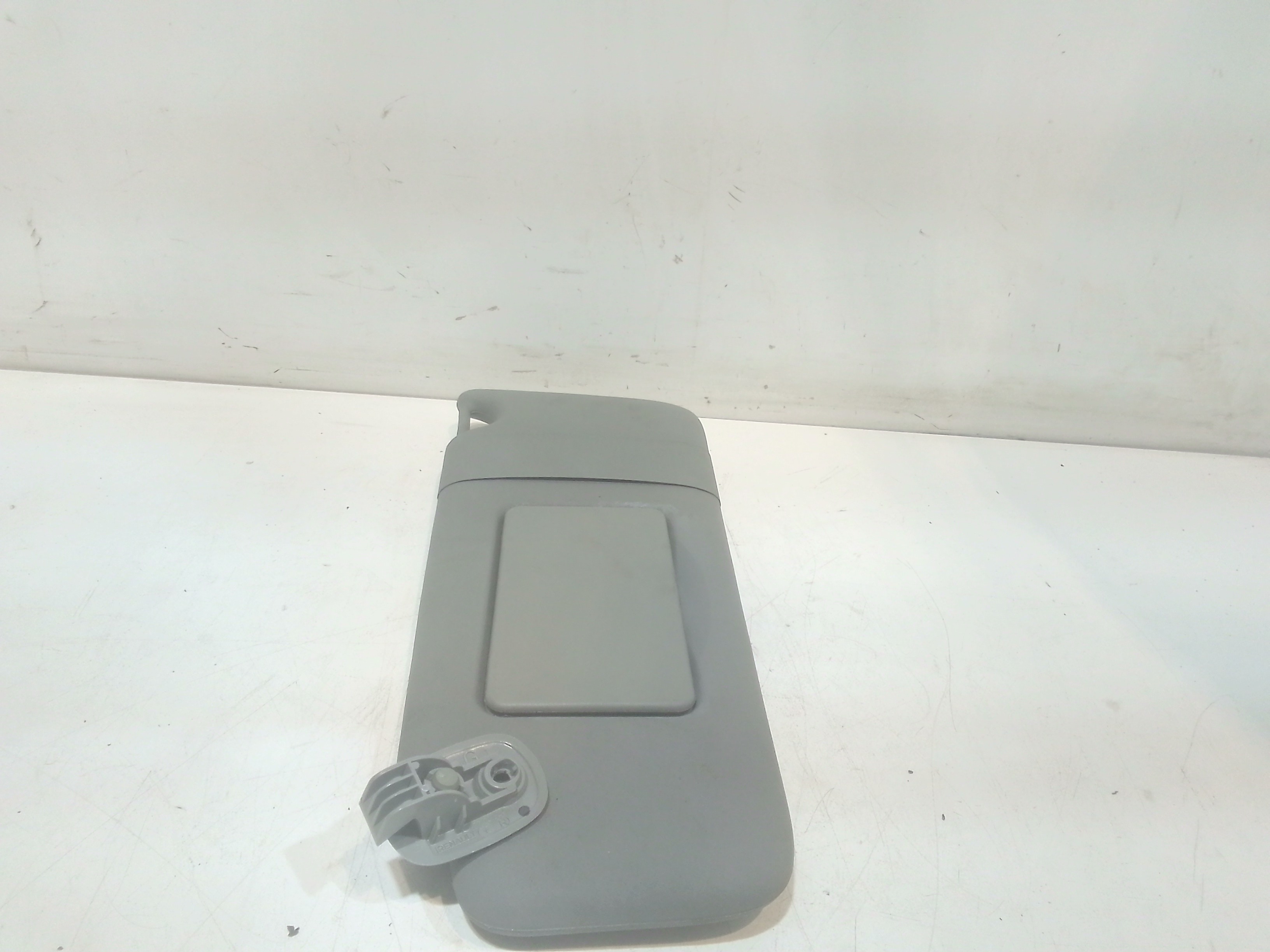 Parasole aletta anteriore Lato Guida per Renault Clio Serie (04>08) (2004 - 2008)