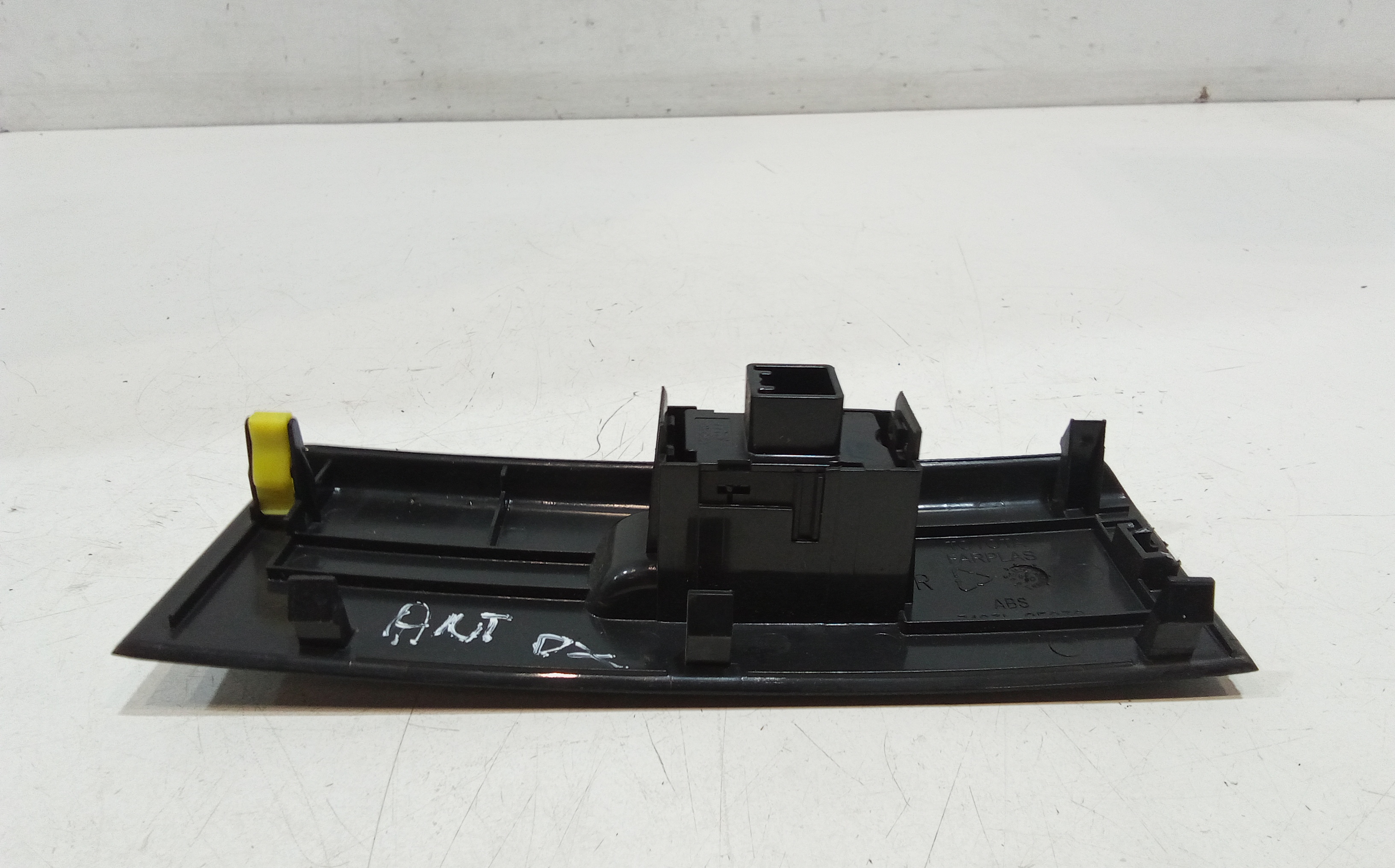 Pulsantiera Anteriore Destra Passeggero per Toyota Corolla Verso 2 Serie (2004 - 2009)