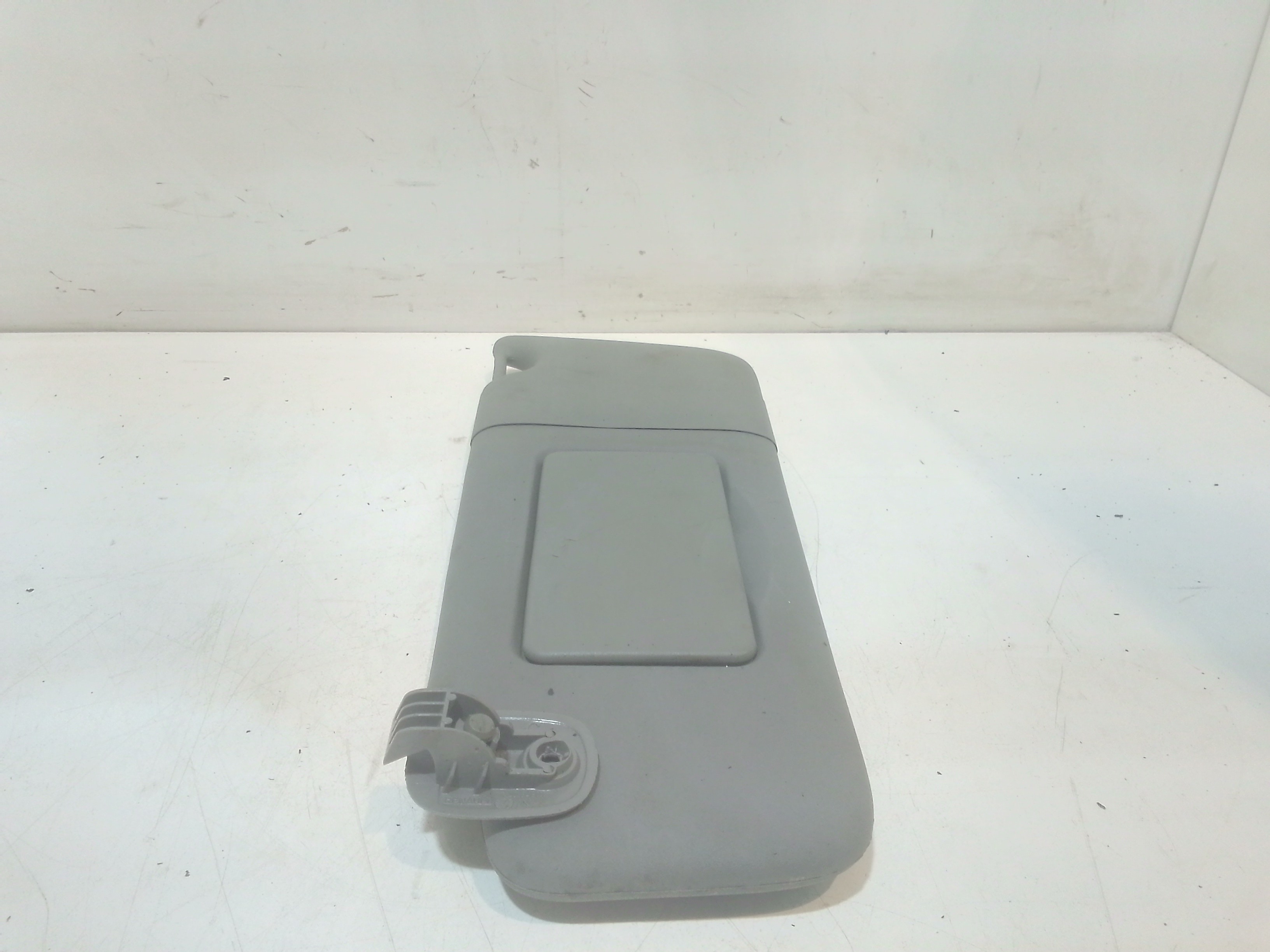 Parasole aletta anteriore Lato Guida per Renault Clio Serie (01>05) (2001 - 2005)