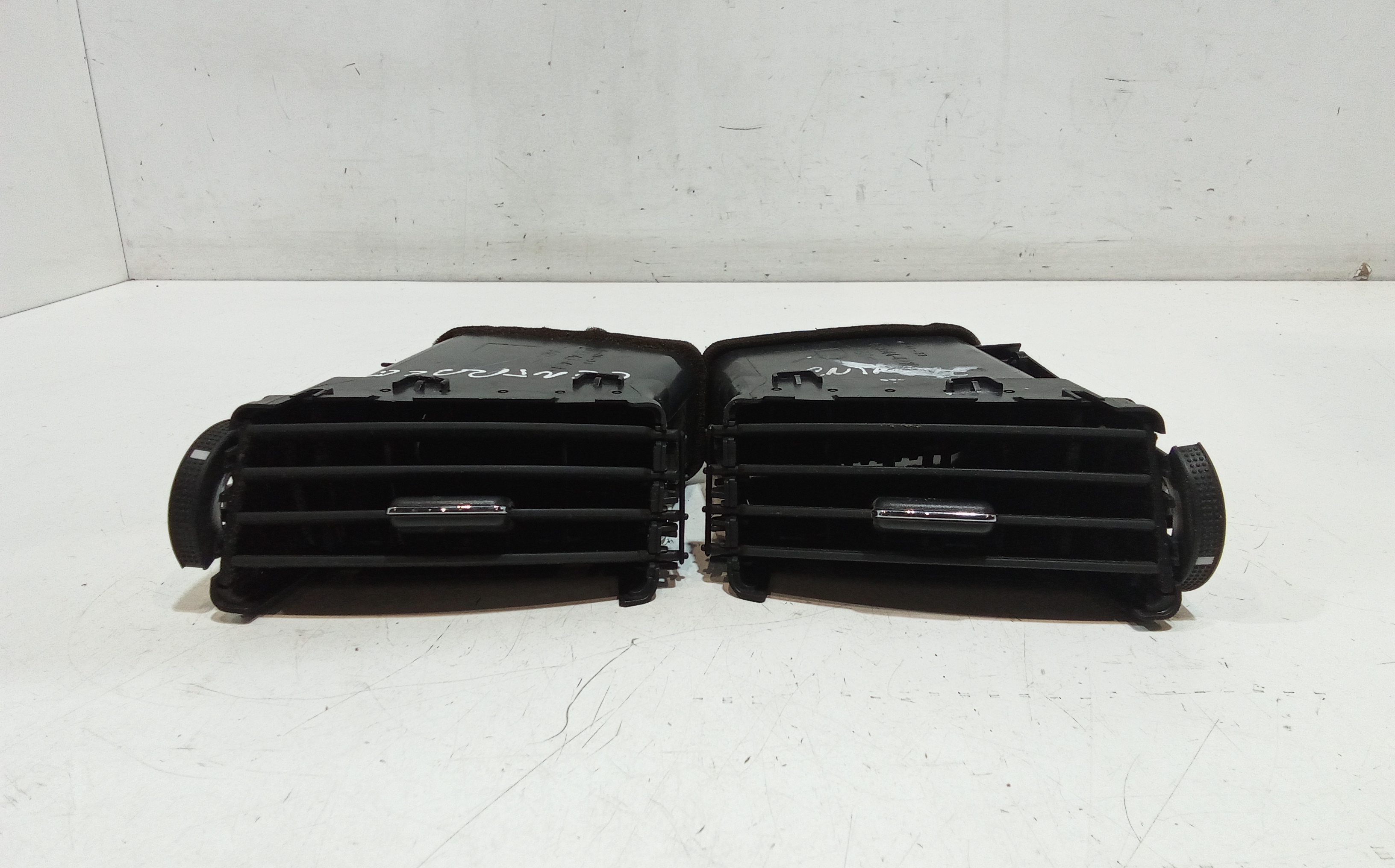 Bocchette Aria Centrale per Toyota Corolla Verso 2 Serie (2004 - 2009)