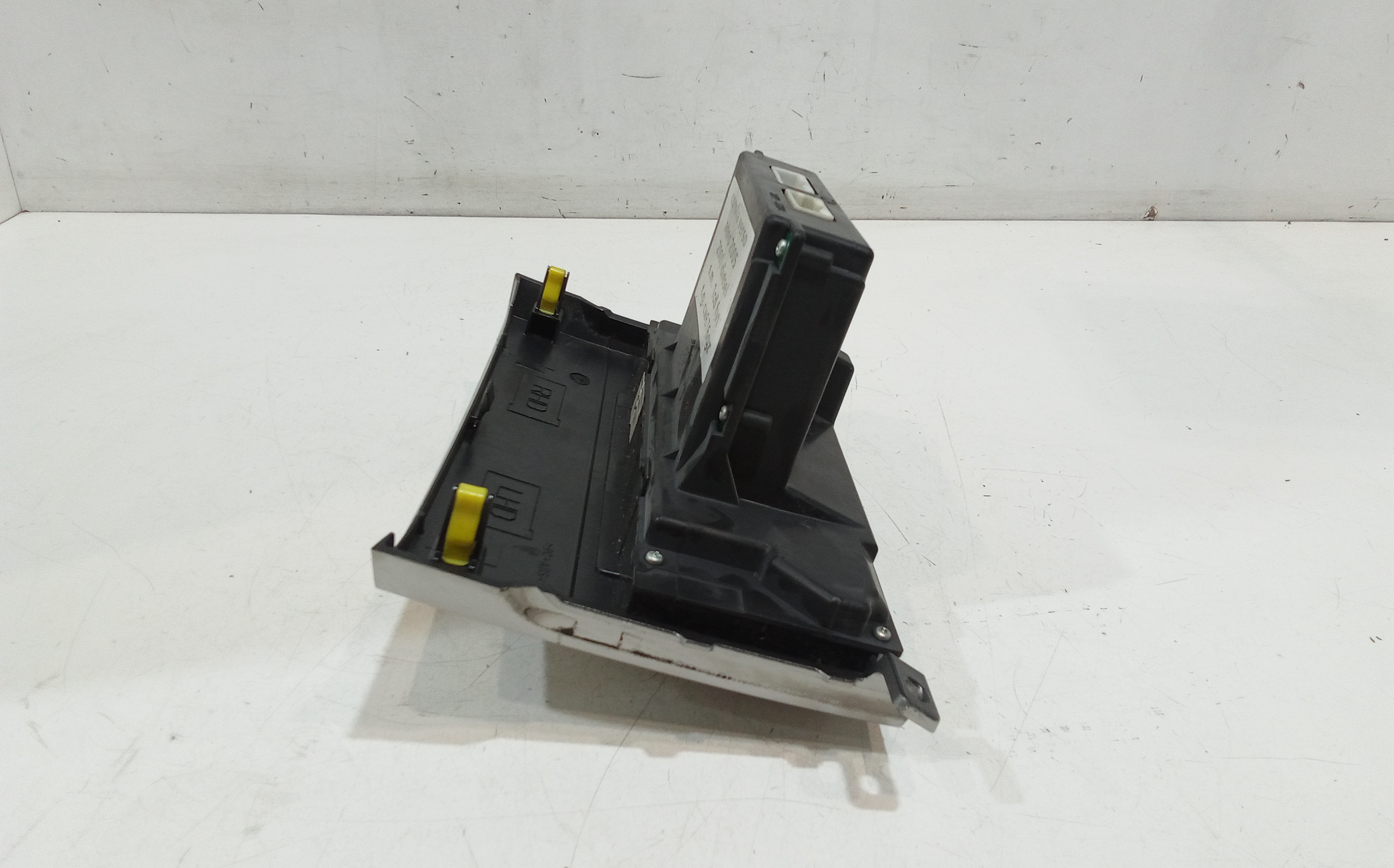 Comandi Clima per Toyota Corolla Verso 2 Serie (2004 - 2009)