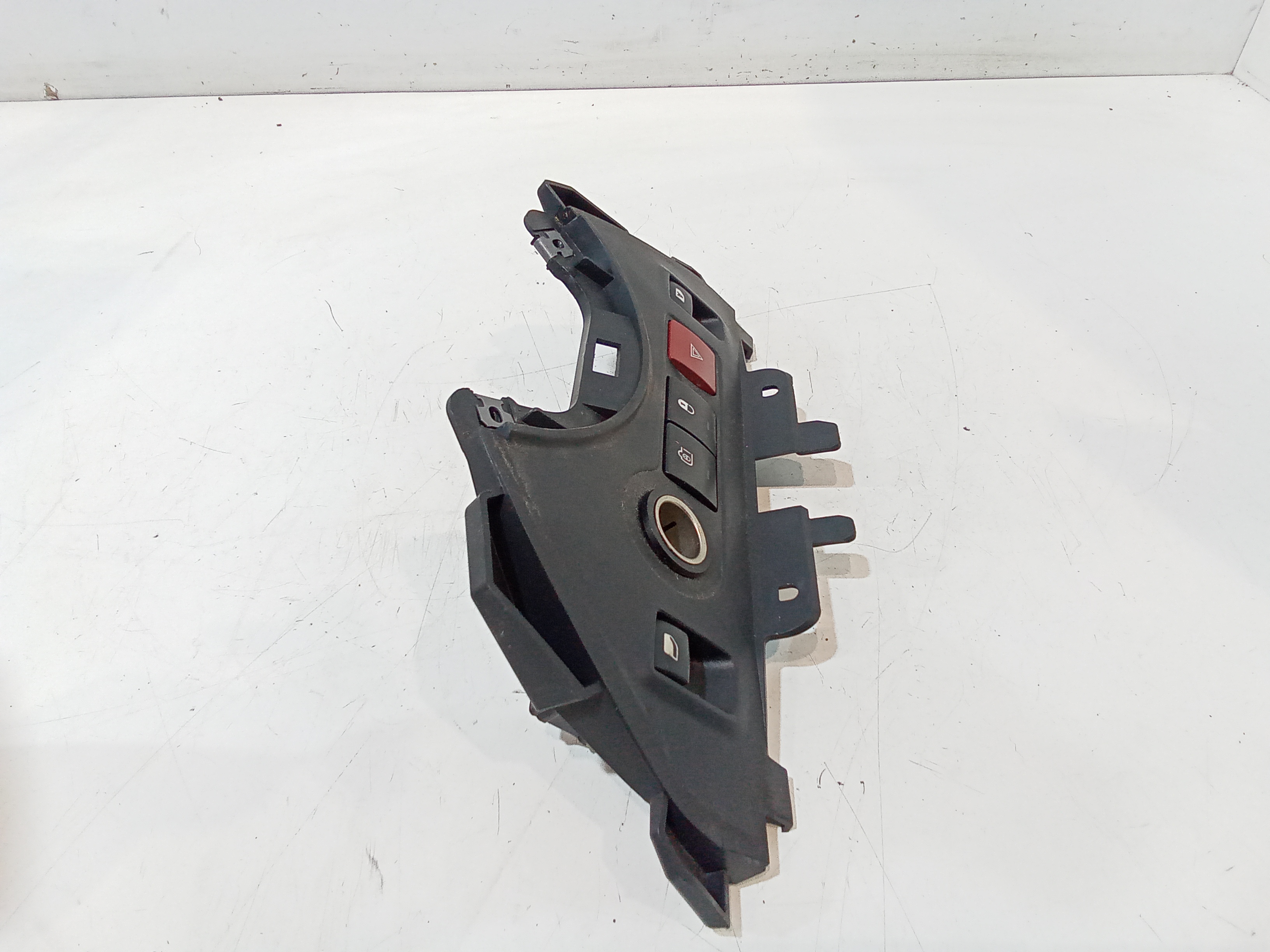 Pulsantiera Centrale per Peugeot Partner 3 Serie (2008 - In produzione)