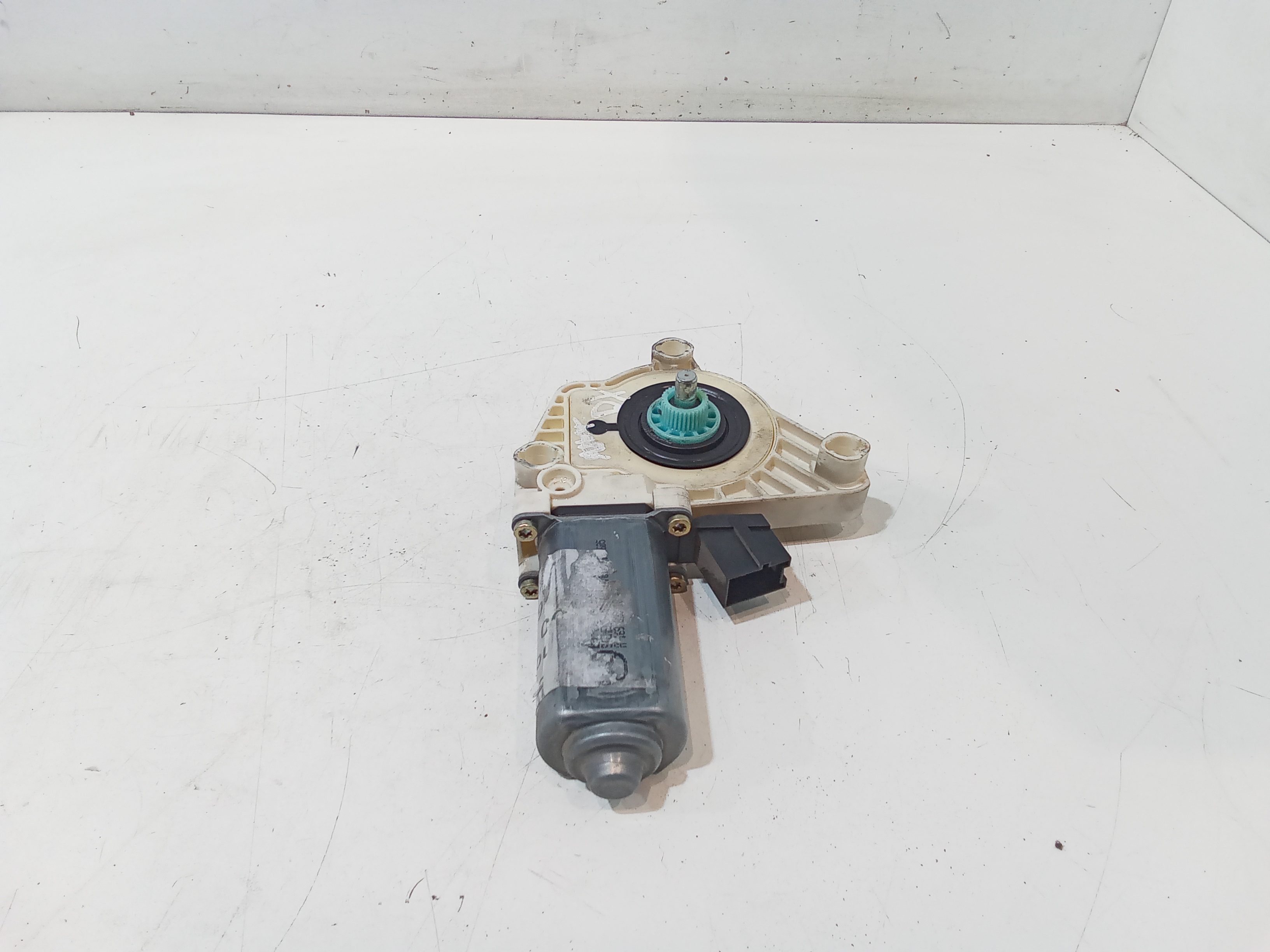 Motorino Alzavetro anteriore destra per Mercedes Classe A W169 3 Serie (2004 - 2008)