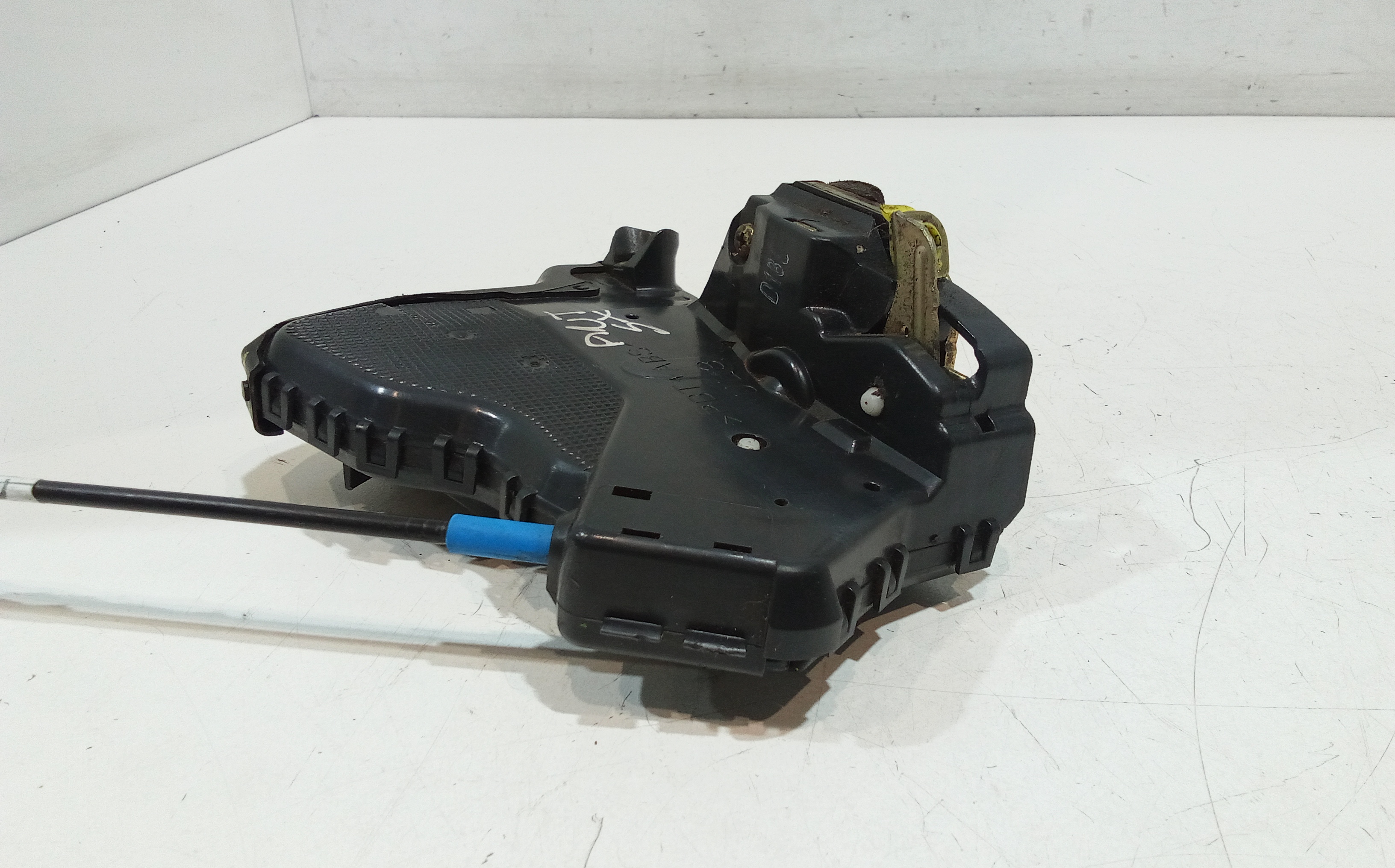 Serratura Anteriore Sinistra per Toyota Corolla Verso 2 Serie (2004 - 2009)