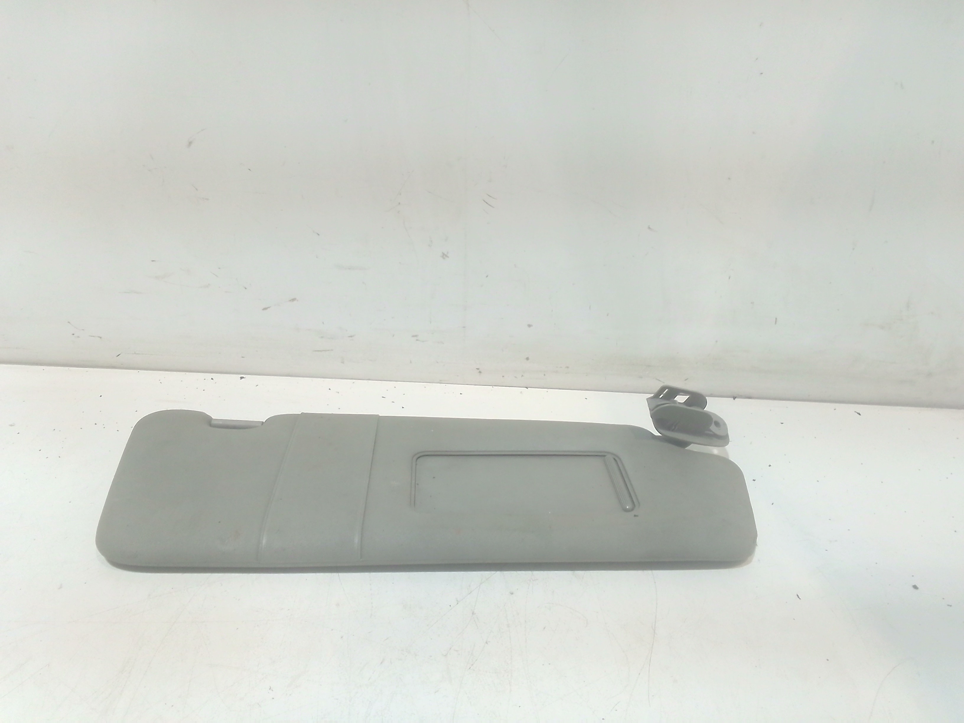 Parasole aletta Lato Passeggero per Audi A4 Berlina (8e) (04>07) (2004 - 2007)