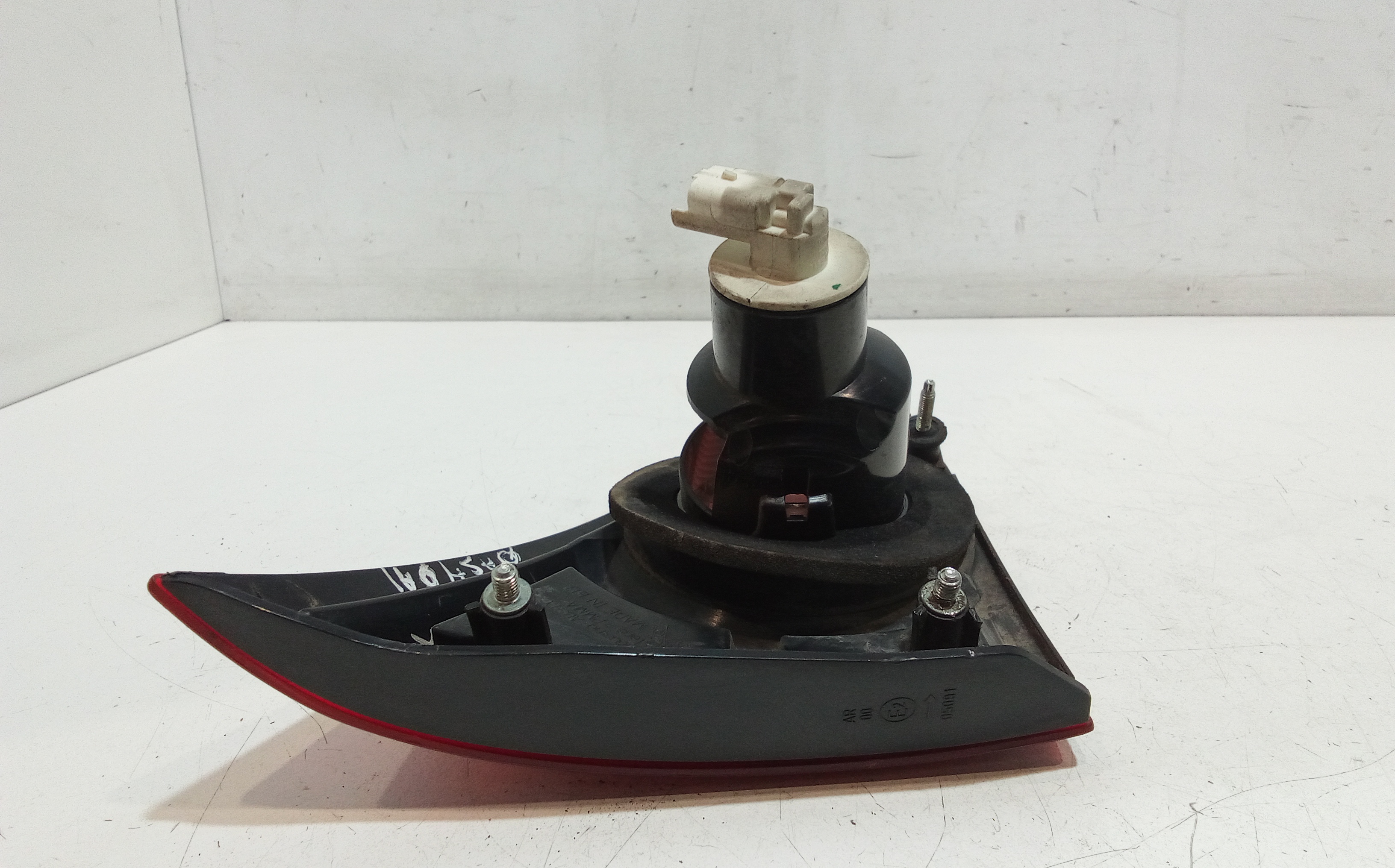 Stop Posteriore Destro Integrato nel Portello per Nissan Qashqai 1 Serie (2006 - 2009)