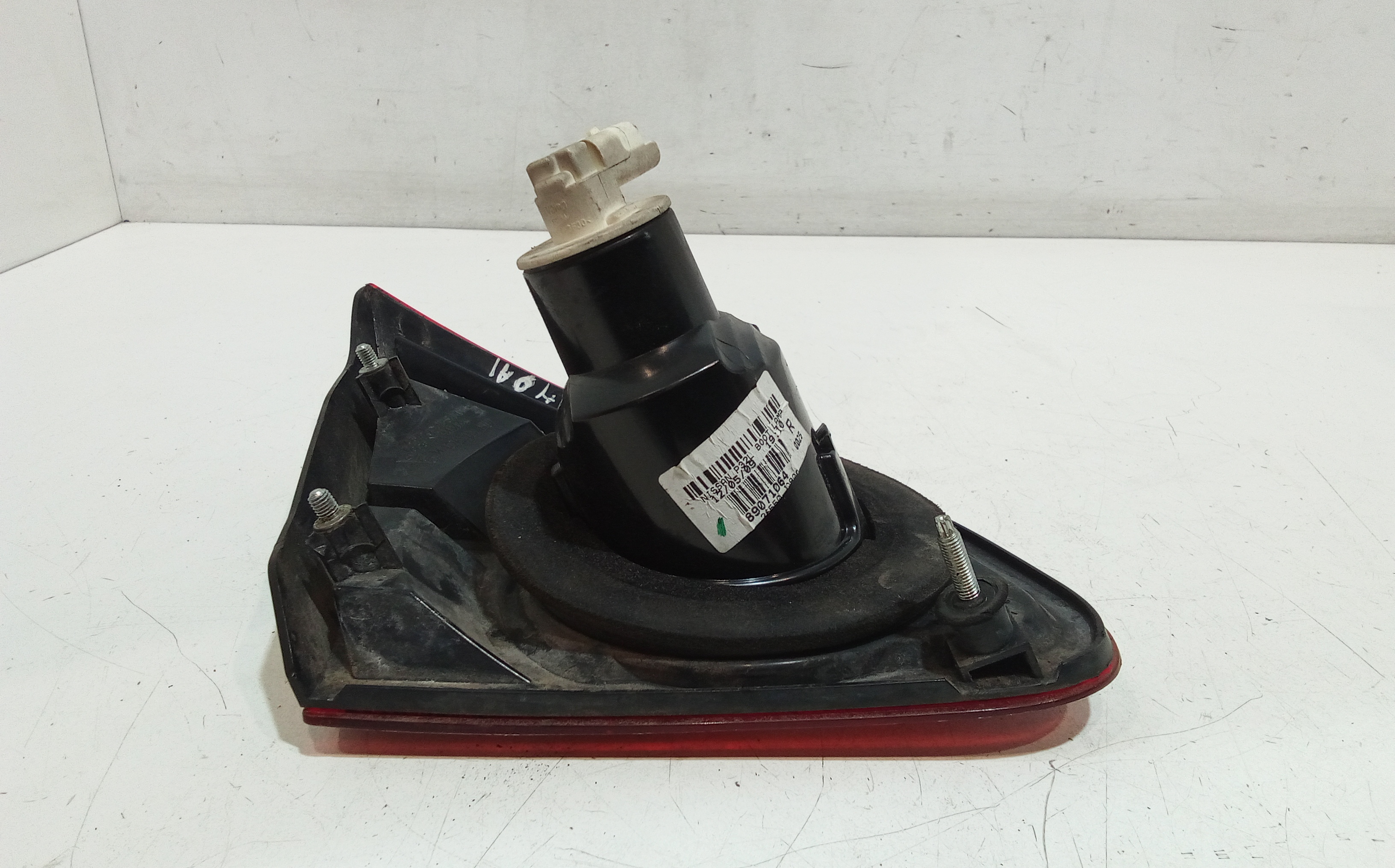 Stop Posteriore Destro Integrato nel Portello per Nissan Qashqai 1 Serie (2006 - 2009)