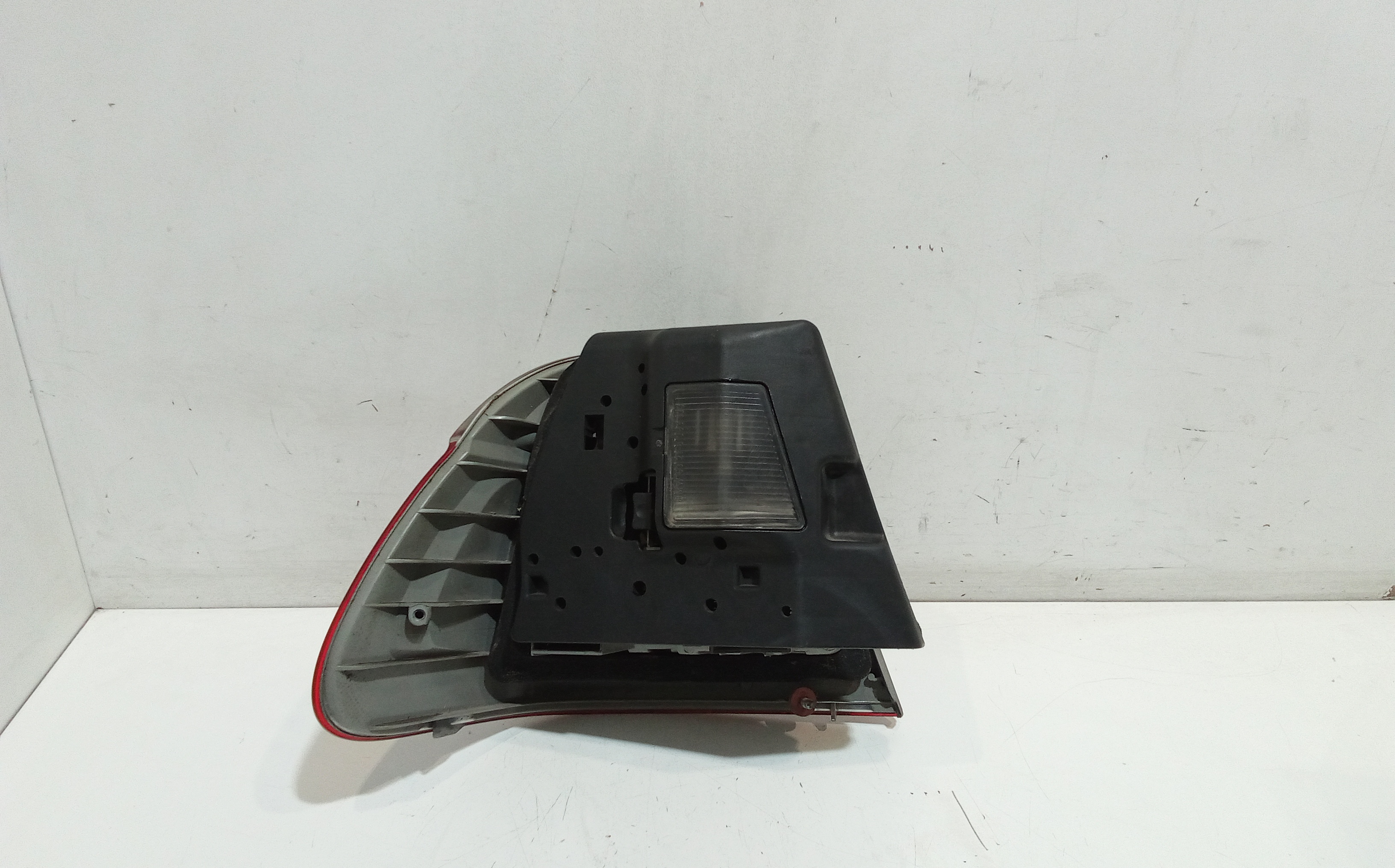 Stop fanale posteriore Destro Passeggero per Bmw Serie 3 E46 Berlina (1998 - 2001)