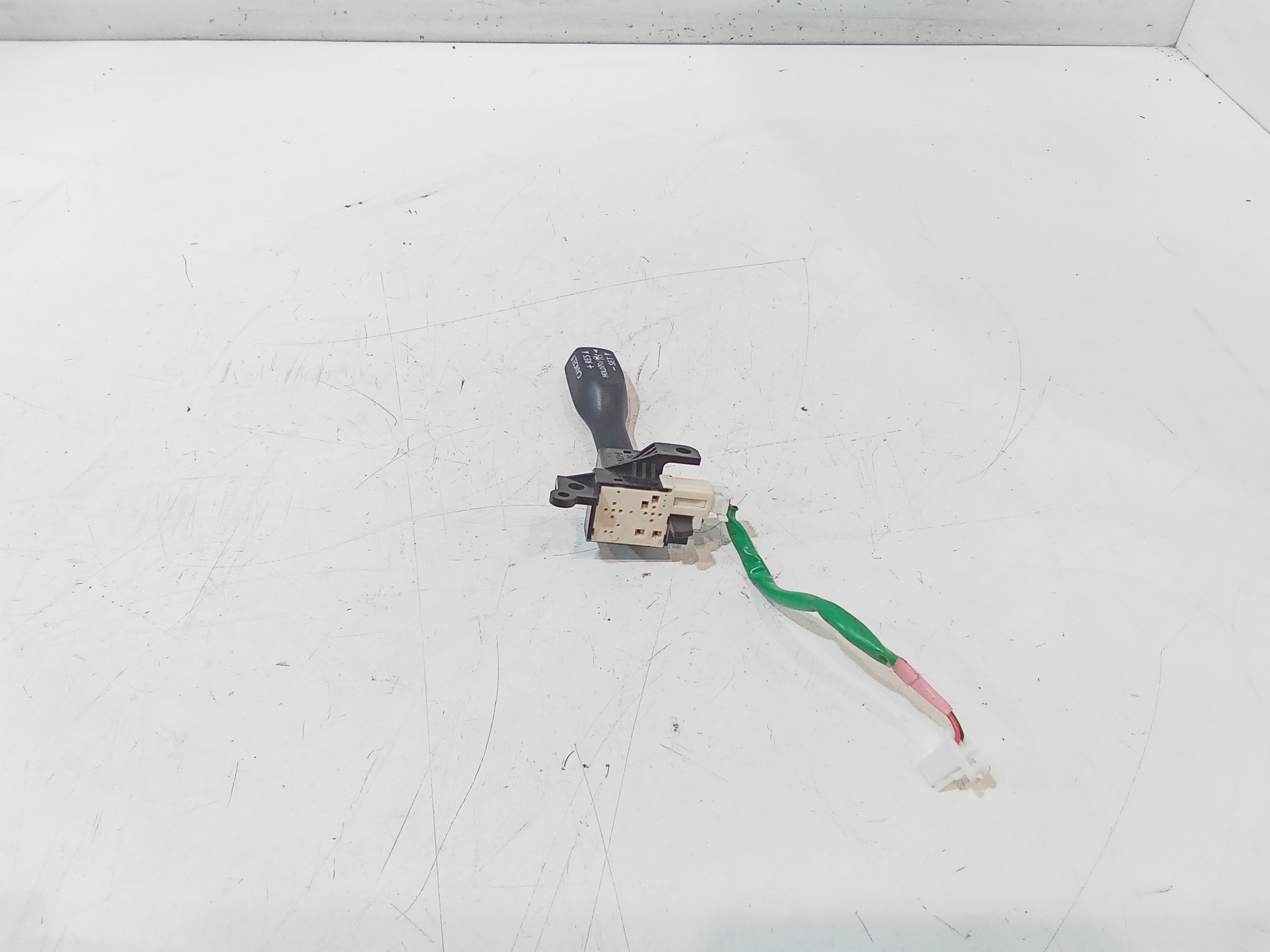 Comandi Cruise Control per Toyota C-hr Ibrida (16>) (2016 - In produzione)