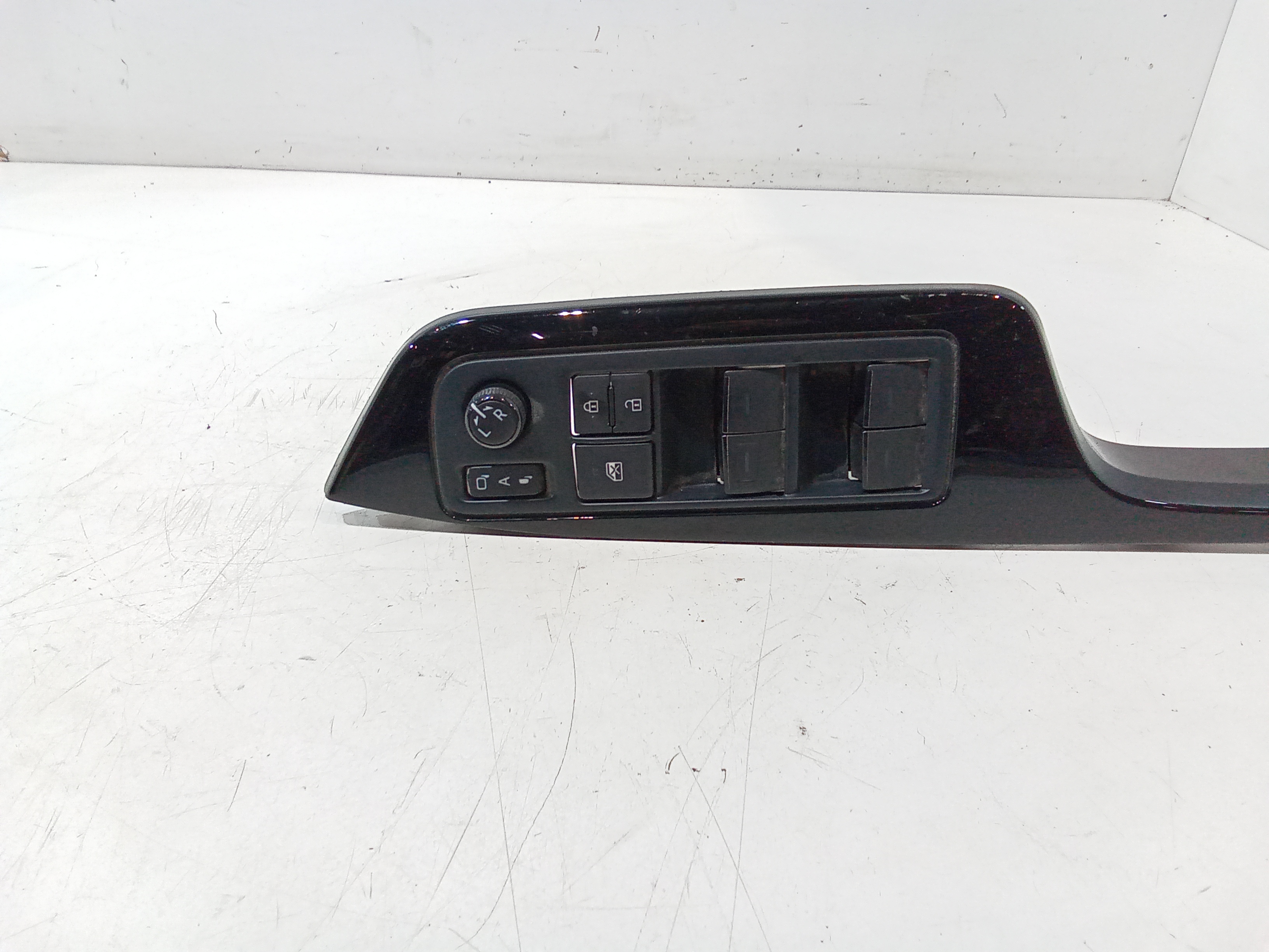 Pulsantiera anteriore sinistra Guida per Toyota C-hr Ibrida (16>) (2016 - In produzione)