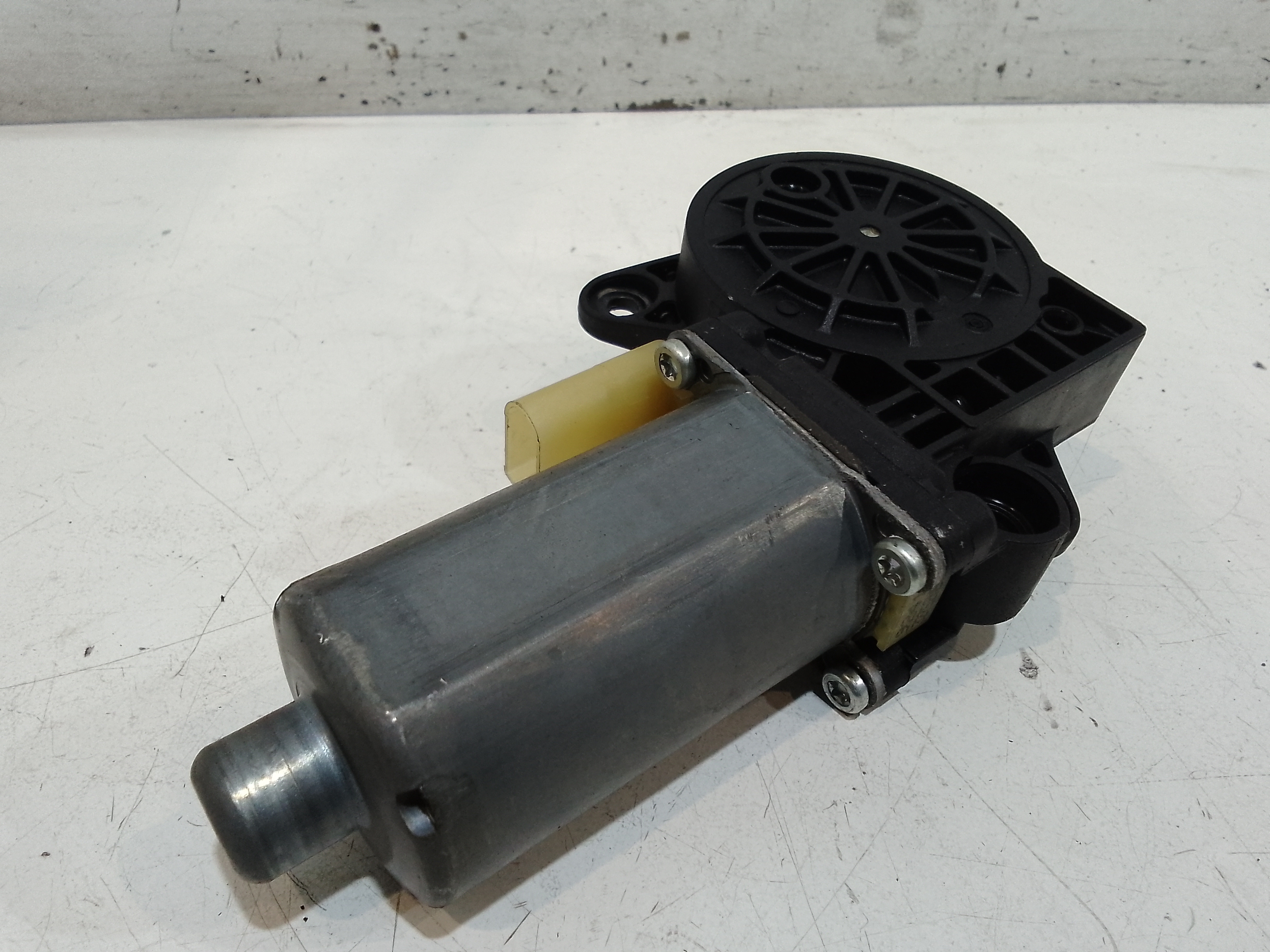 Motorino Alzavetro anteriore Sinistro per Ford Focus Berlina 3 Serie (2004 - 2008)