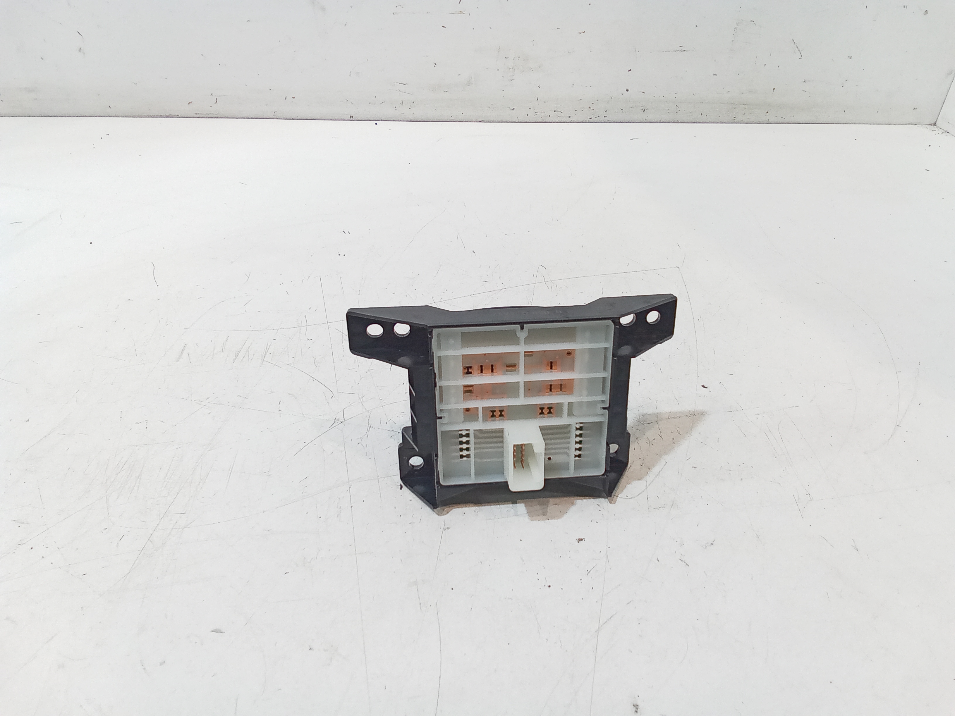 Pulsante freno di stazionamento per Toyota C-hr Ibrida (16>) (2016 - In produzione)