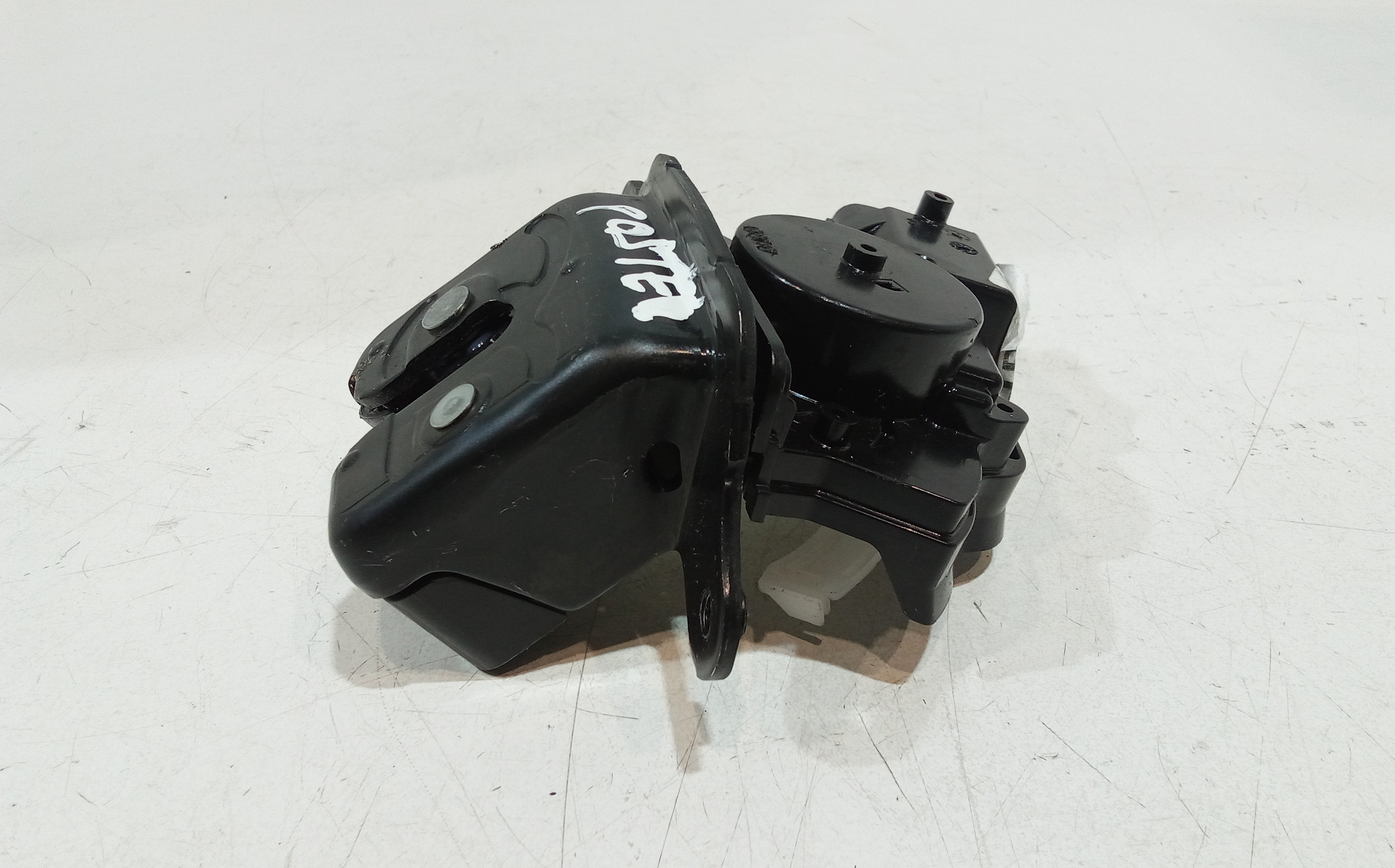 Serratura Cofano Posteriore per Toyota C-hr Ibrida (16>) (2016 - In produzione)