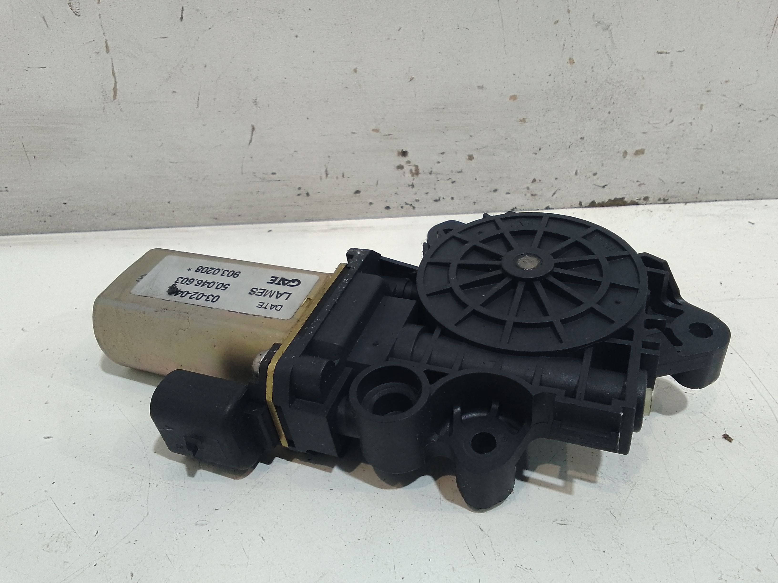 Motorino Alzavetro anteriore Sinistro per Fiat Idea 1 Serie (2003 - 2005)