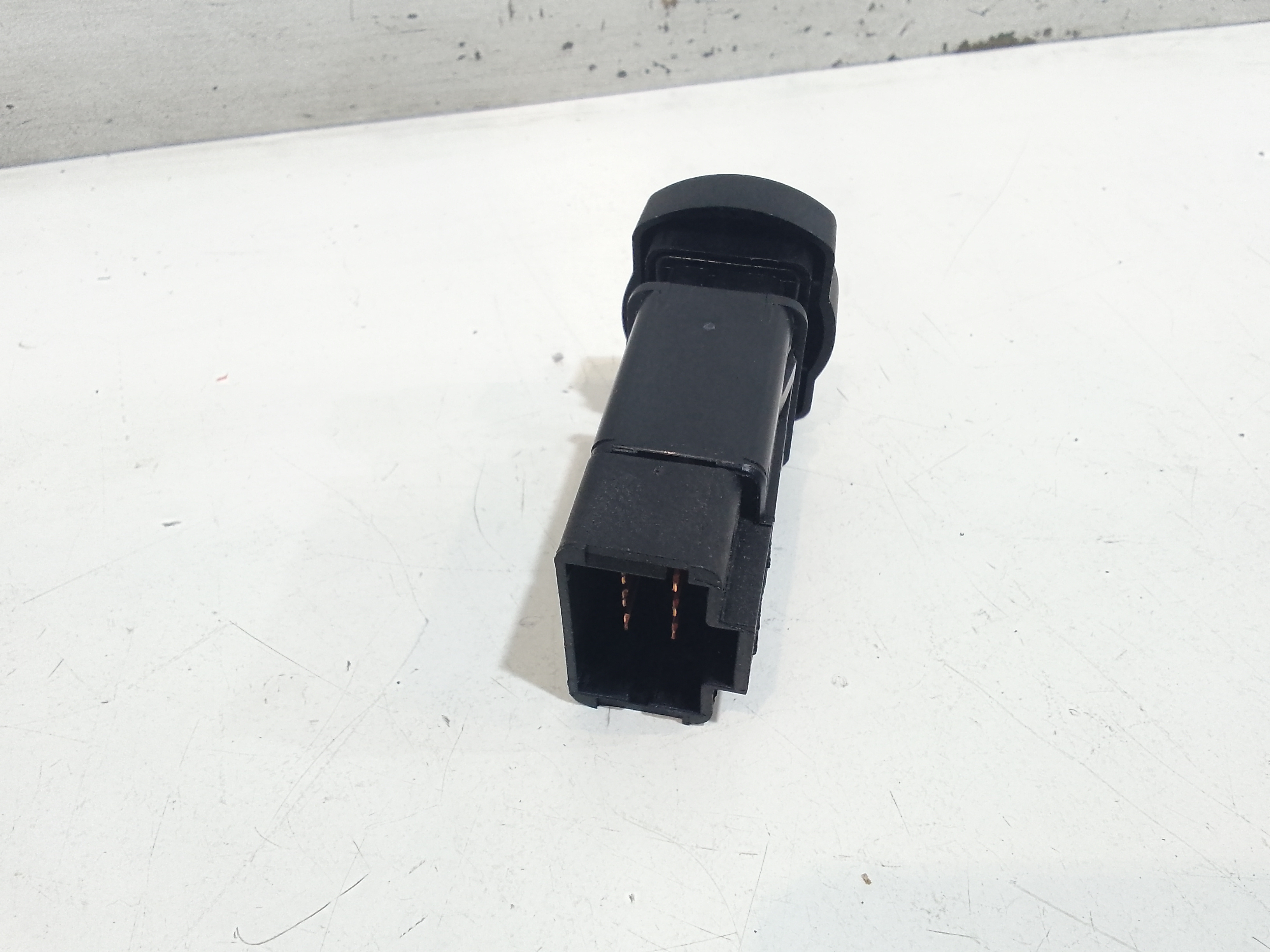 Pulsante luci di emergenza per Dacia Duster 1 Serie (2010 - In produzione)