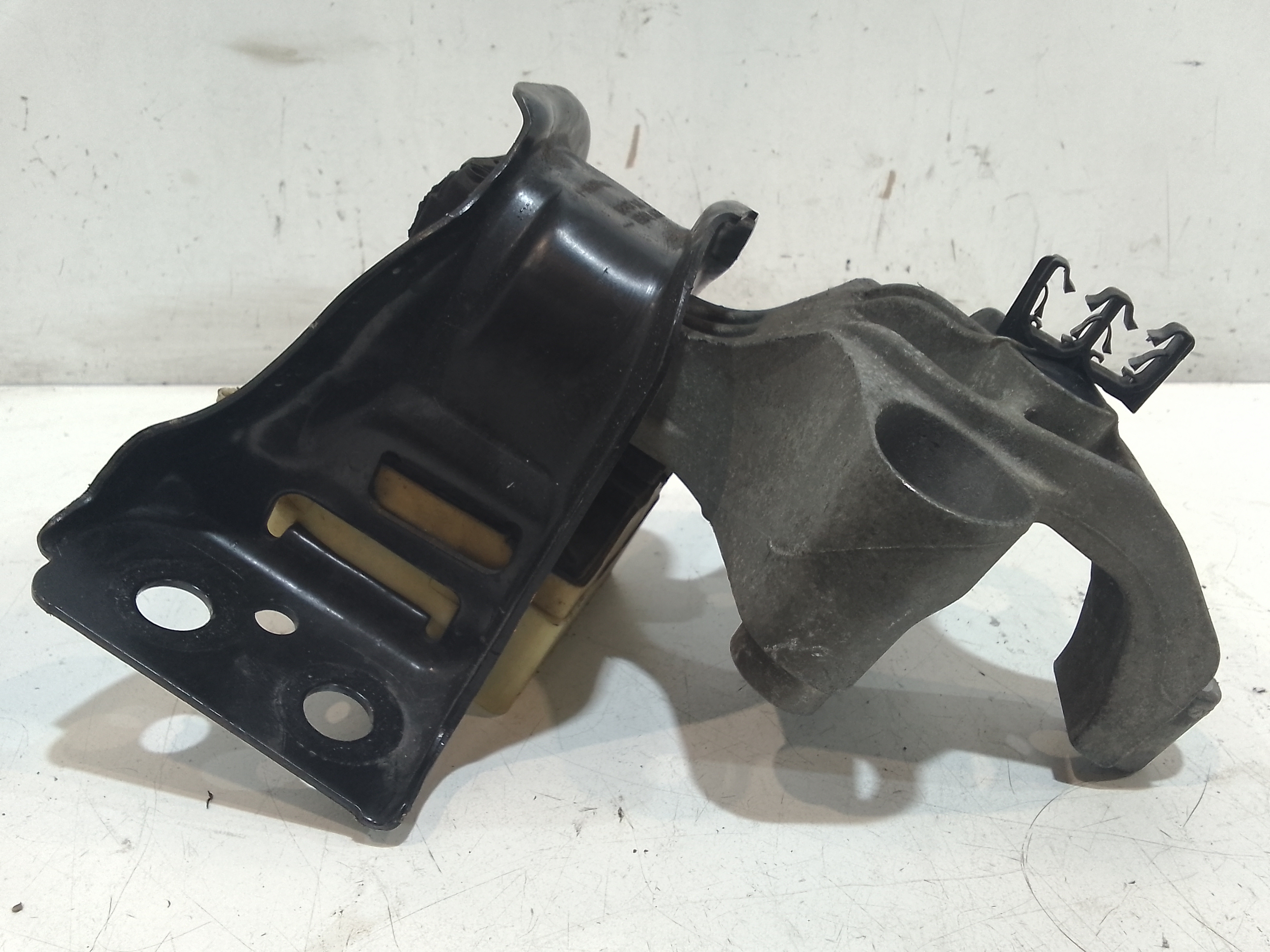 Supporto motore per Dacia Duster 1 Serie (2010 - In produzione)