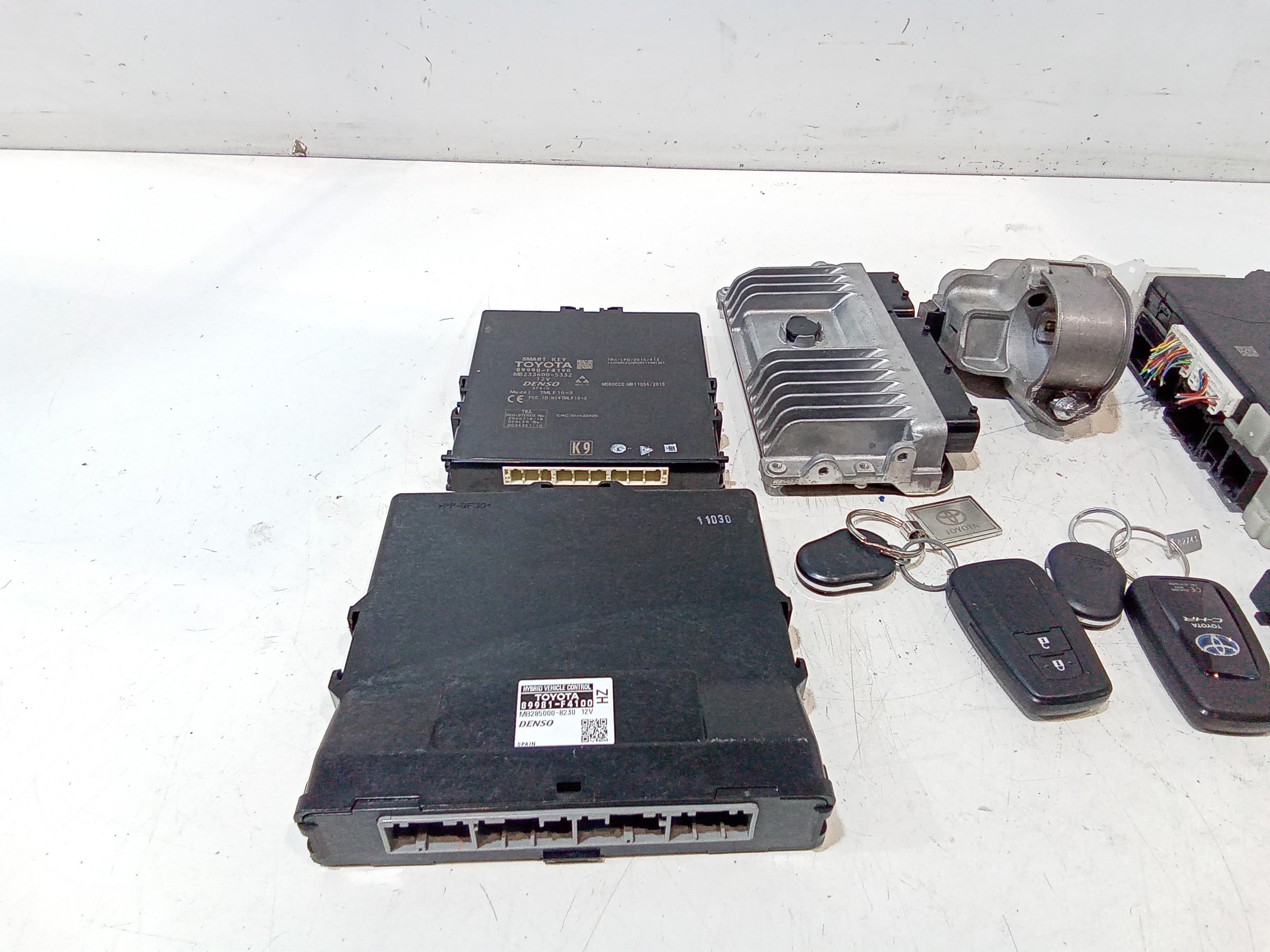 Kit accensione per Toyota C-hr Ibrida (16>) (2016 - In produzione)