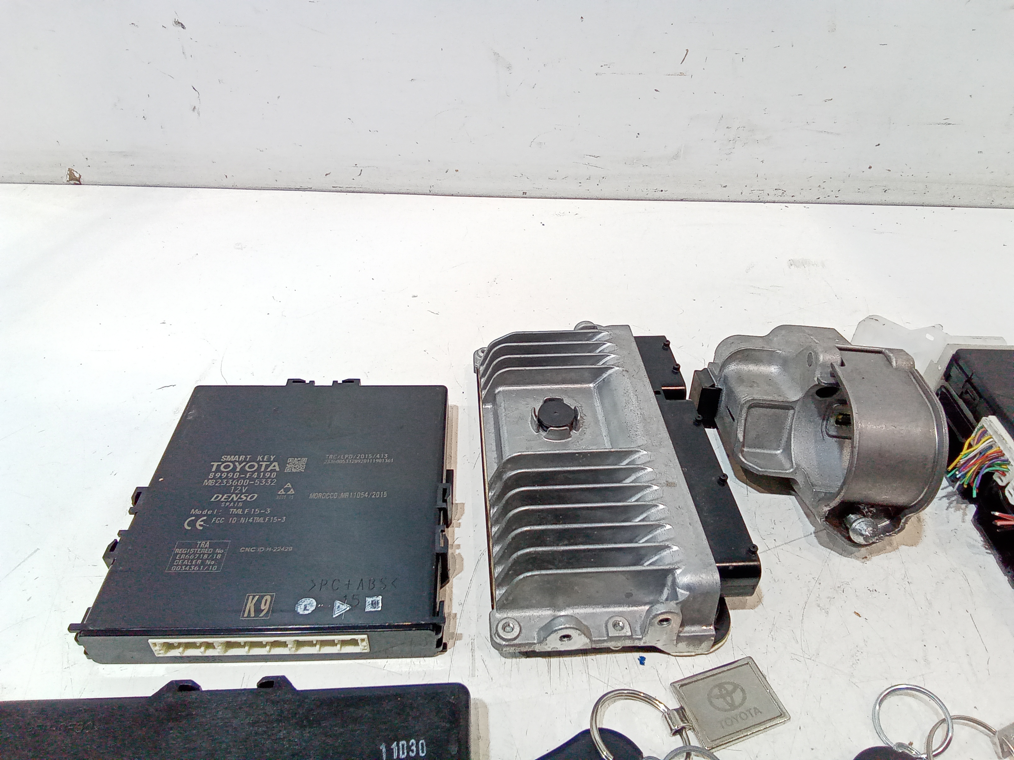 Kit accensione per Toyota C-hr Ibrida (16>) (2016 - In produzione)