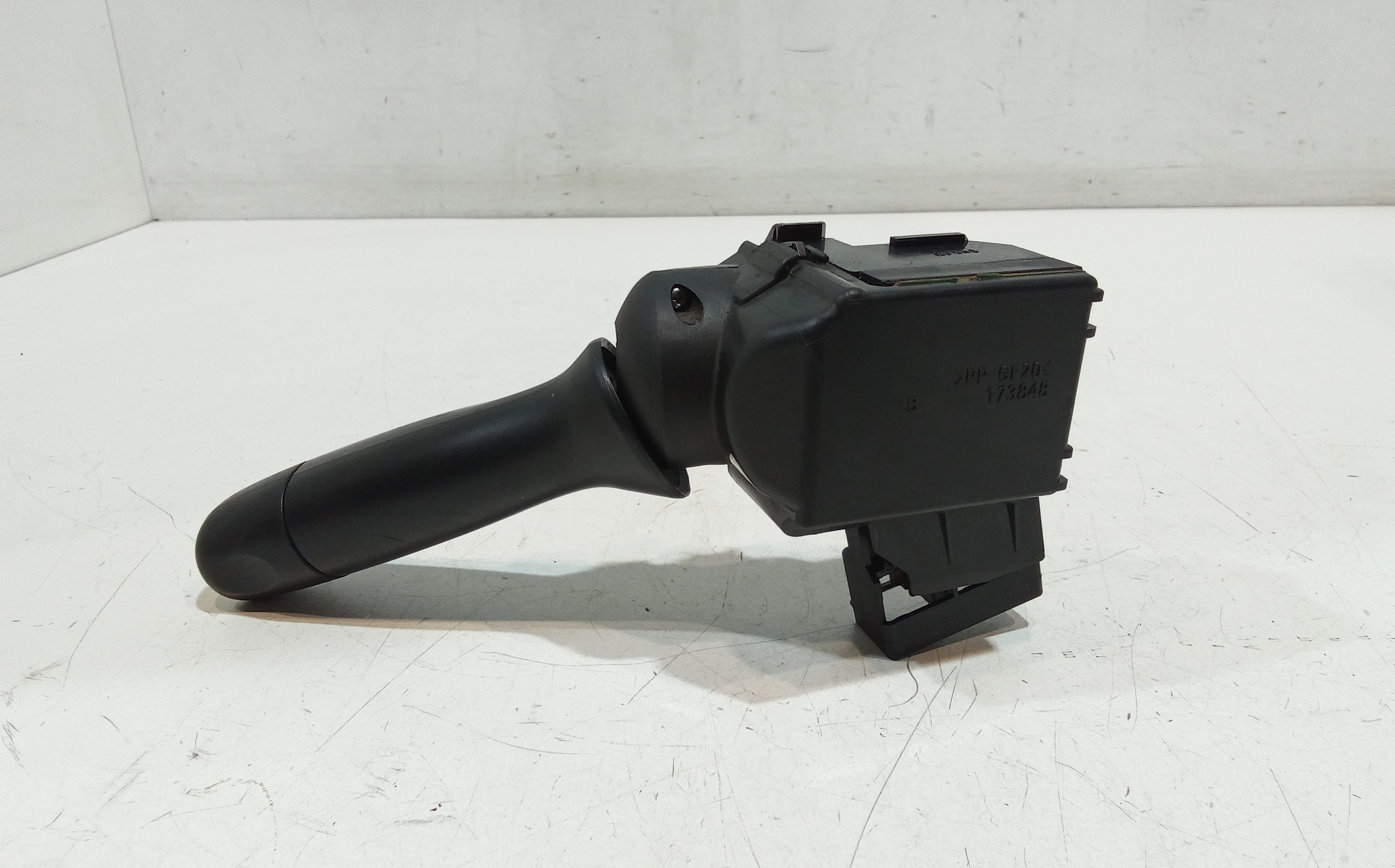 Devioluci destro per Toyota Aygo 1 Serie (2005 - 2008)