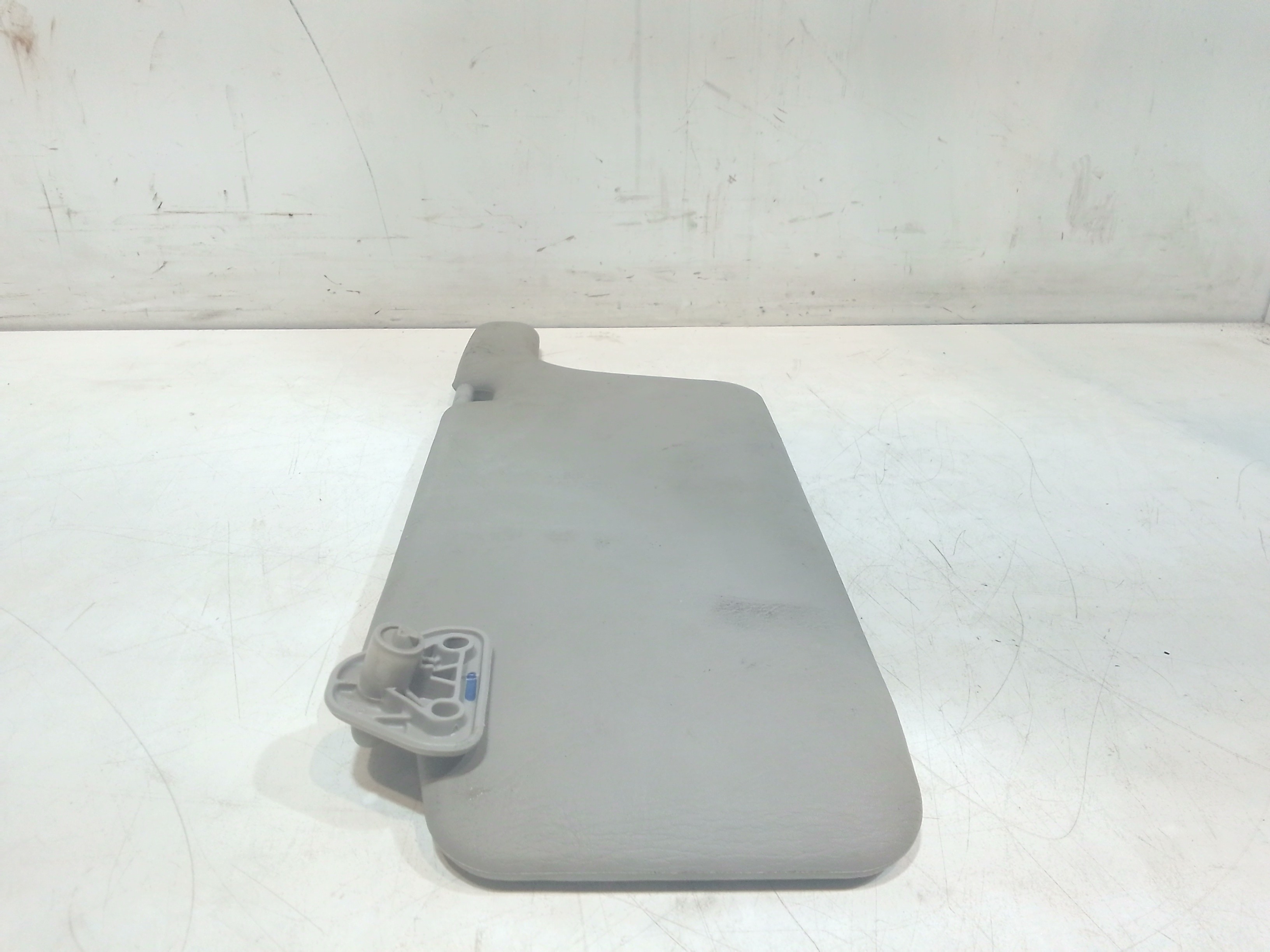 Parasole aletta anteriore Lato Guida per Nissan Primera Berlina 2 Serie (1995 - 2002)