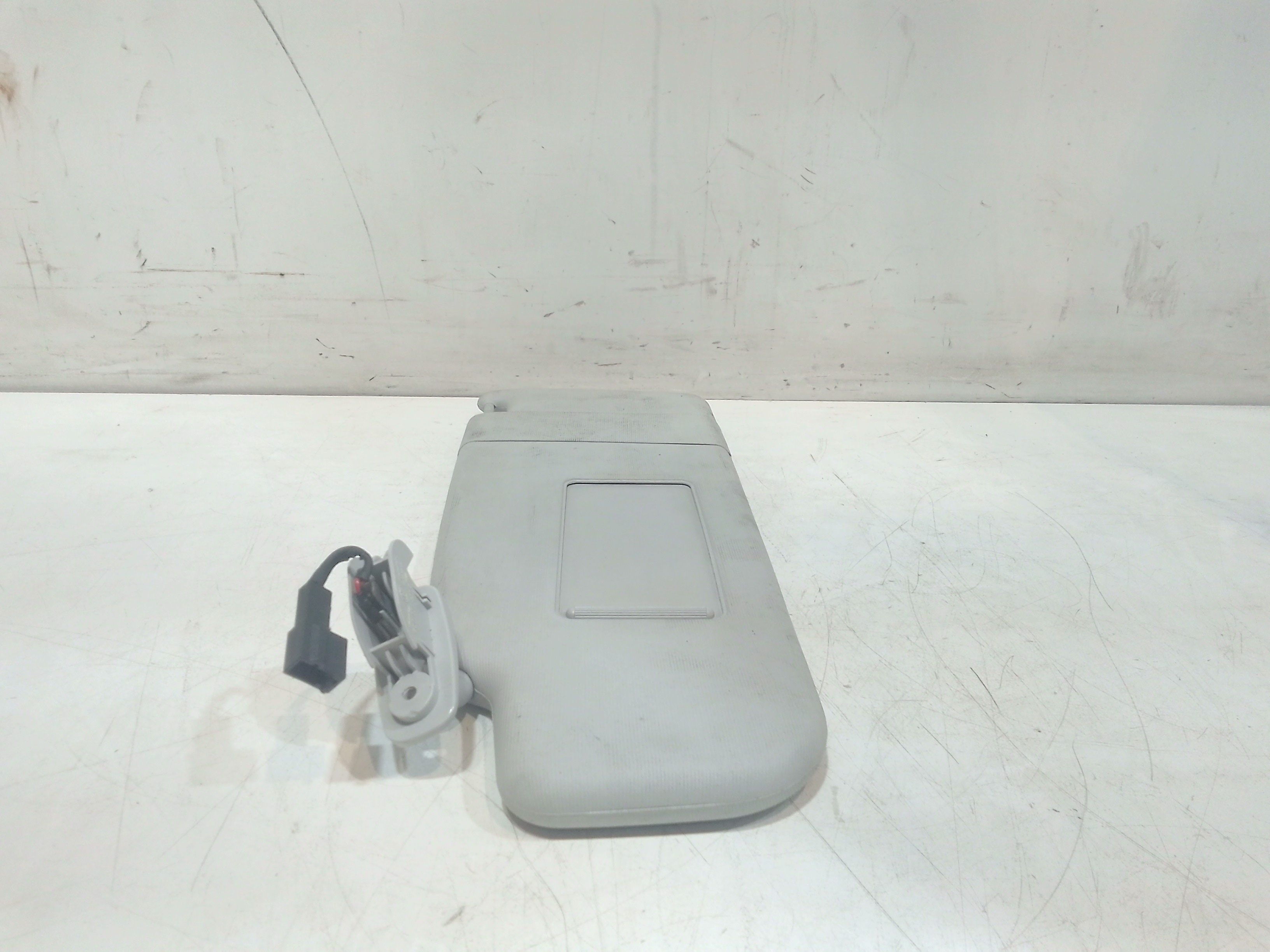 Parasole aletta anteriore Lato Guida per Volkswagen Polo 4 Serie (2001 - 2009)