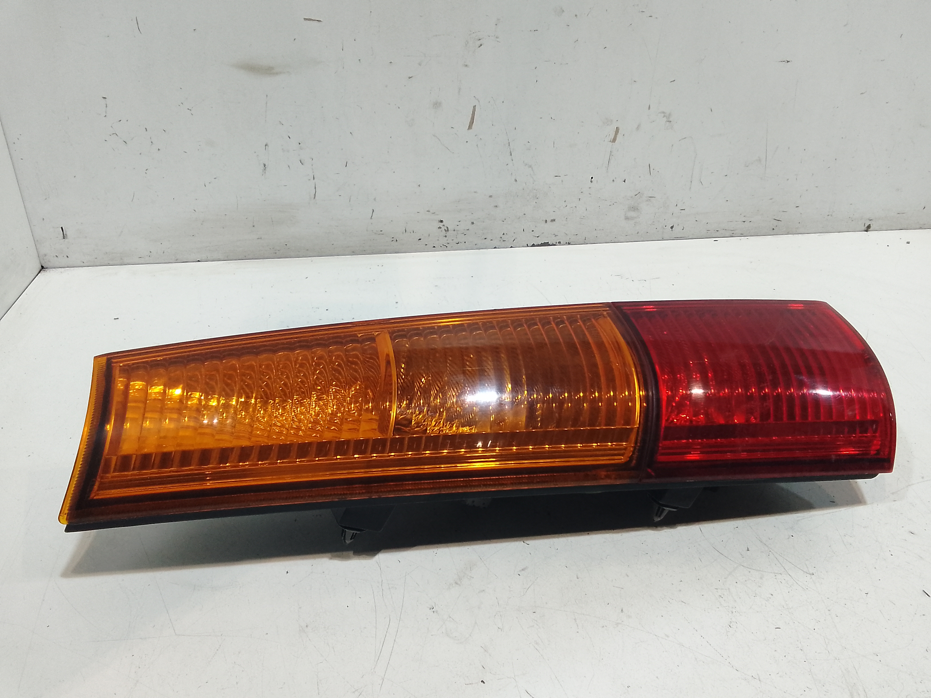 Stop fanale Posteriore sinistro lato Guida per Suzuki Ignis 2 Serie (2003 - 2009)