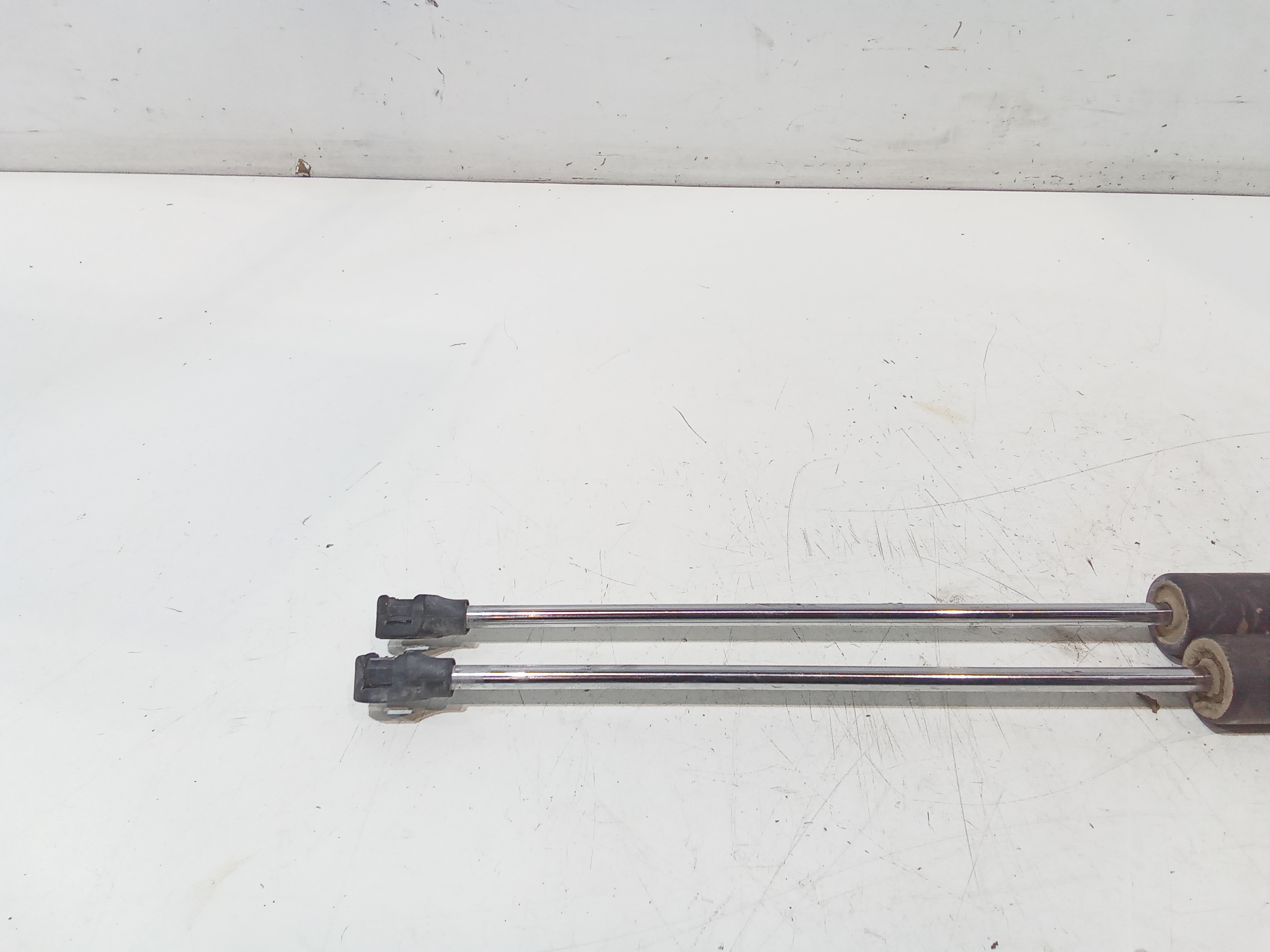 Pistoncini cofano Post. per Peugeot Partner 3 Serie (2008 - In produzione)