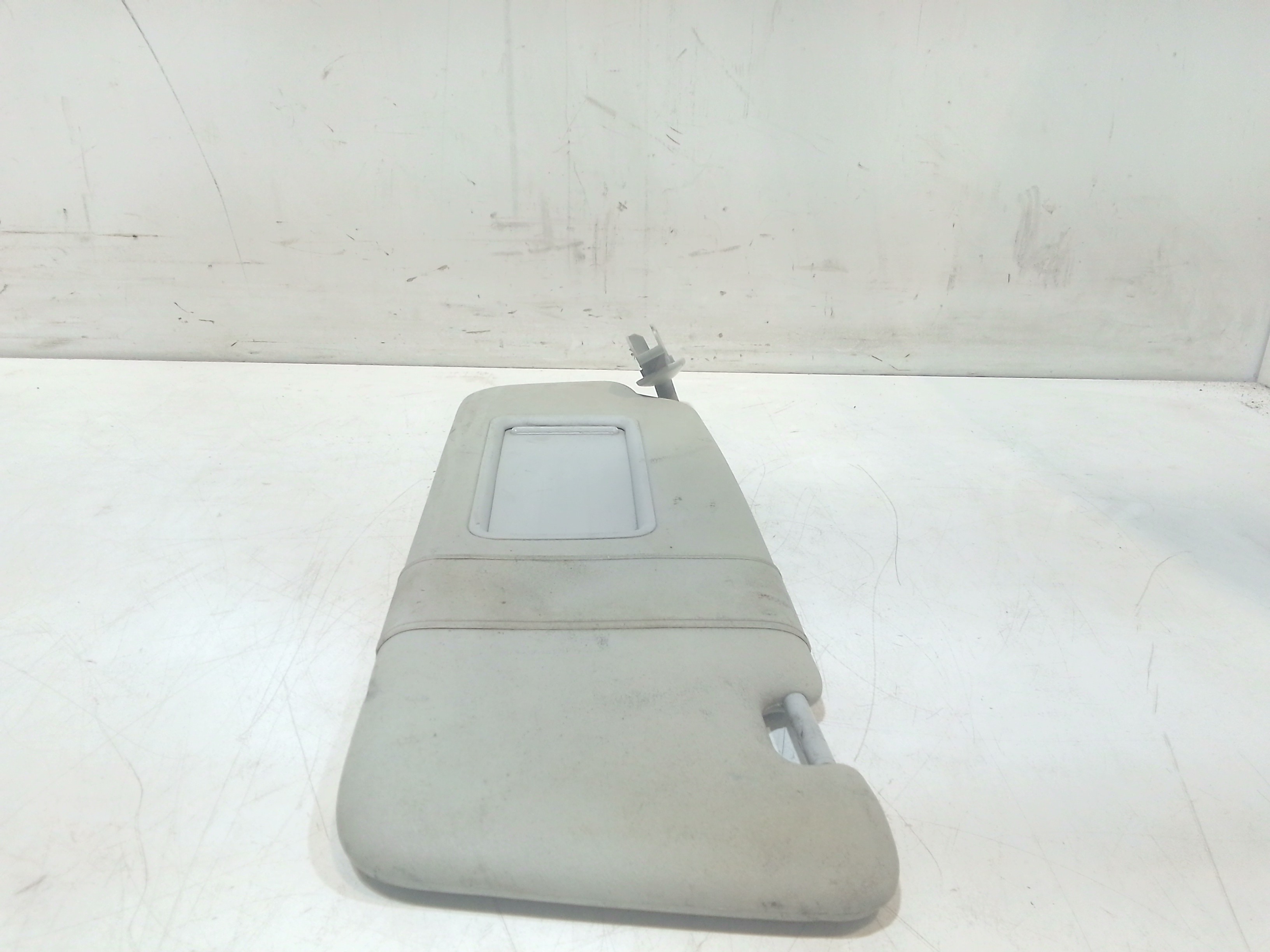 Parasole aletta anteriore Lato Guida per Audi A4 Avant (8ed) (04>08) (2004 - 2008)