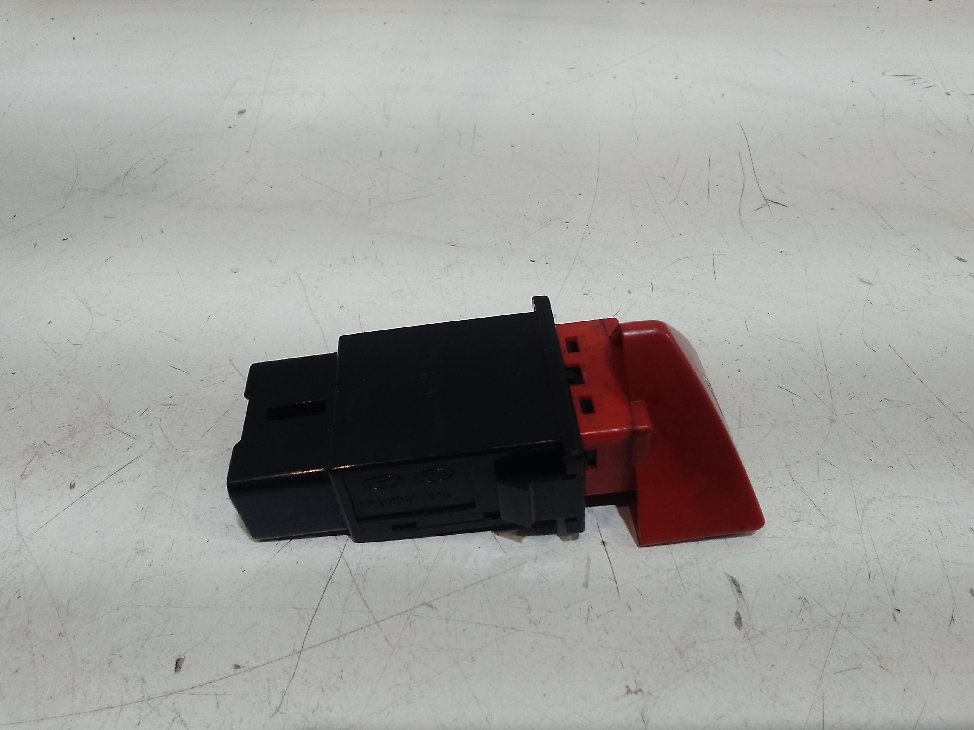 Pulsante luci di emergenza per Kia Picanto 2 Serie (2007 - 2011)