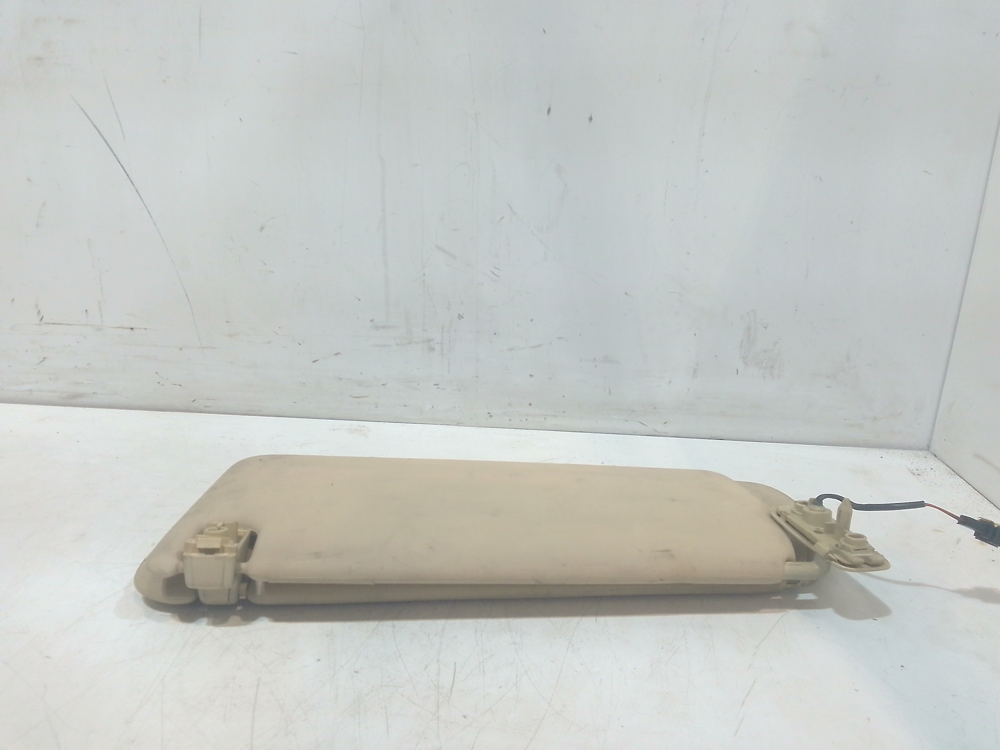 Parasole aletta anteriore Lato Guida per Volkswagen Touareg 1 Serie (2002 - 2006)