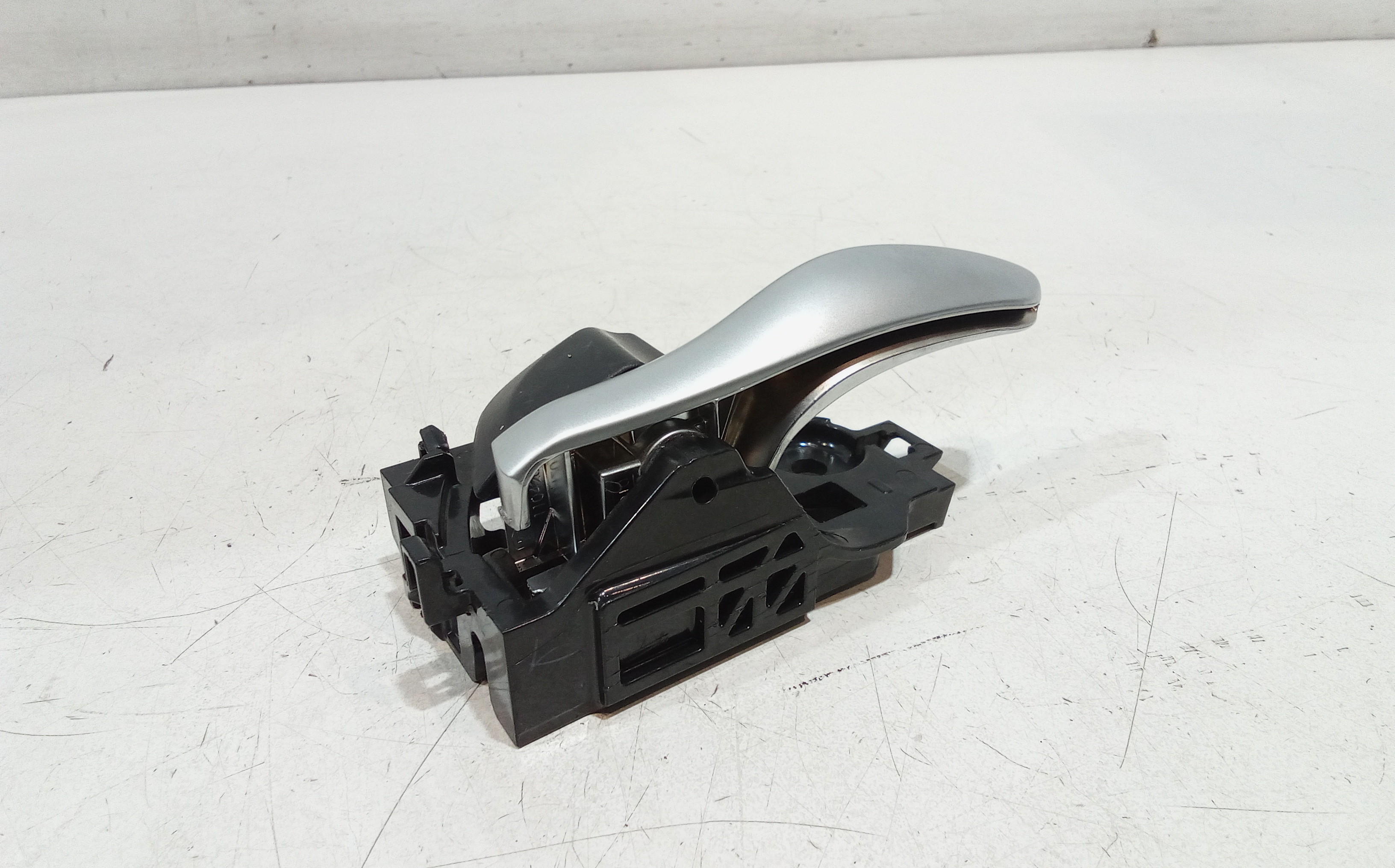 Maniglia interna anteriore Sinistra per Toyota C-hr Ibrida (16>) (2016 - In produzione)