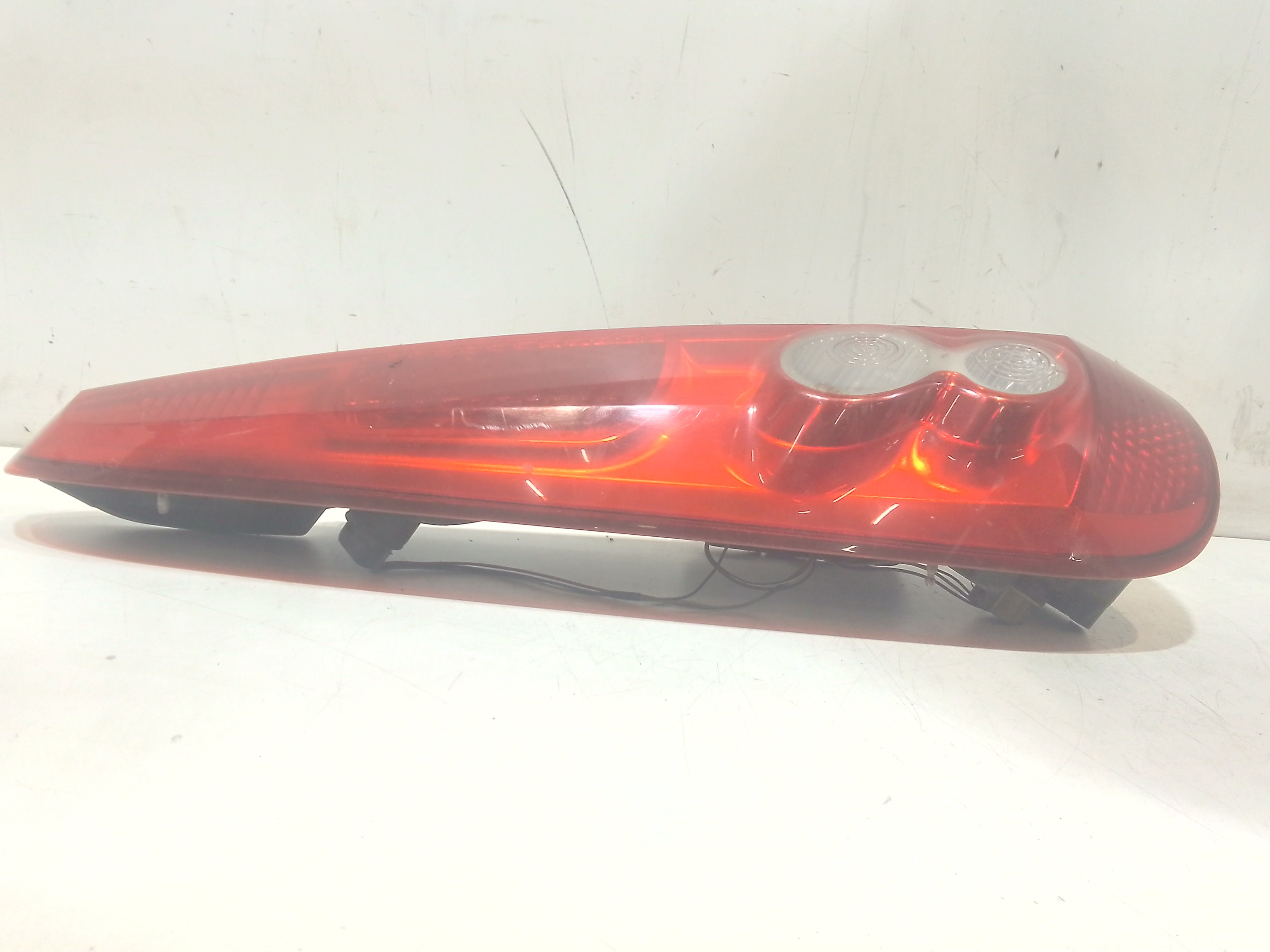 Stop fanale Posteriore sinistro lato Guida per Ford Fiesta 5 Serie (2005 - 2008)