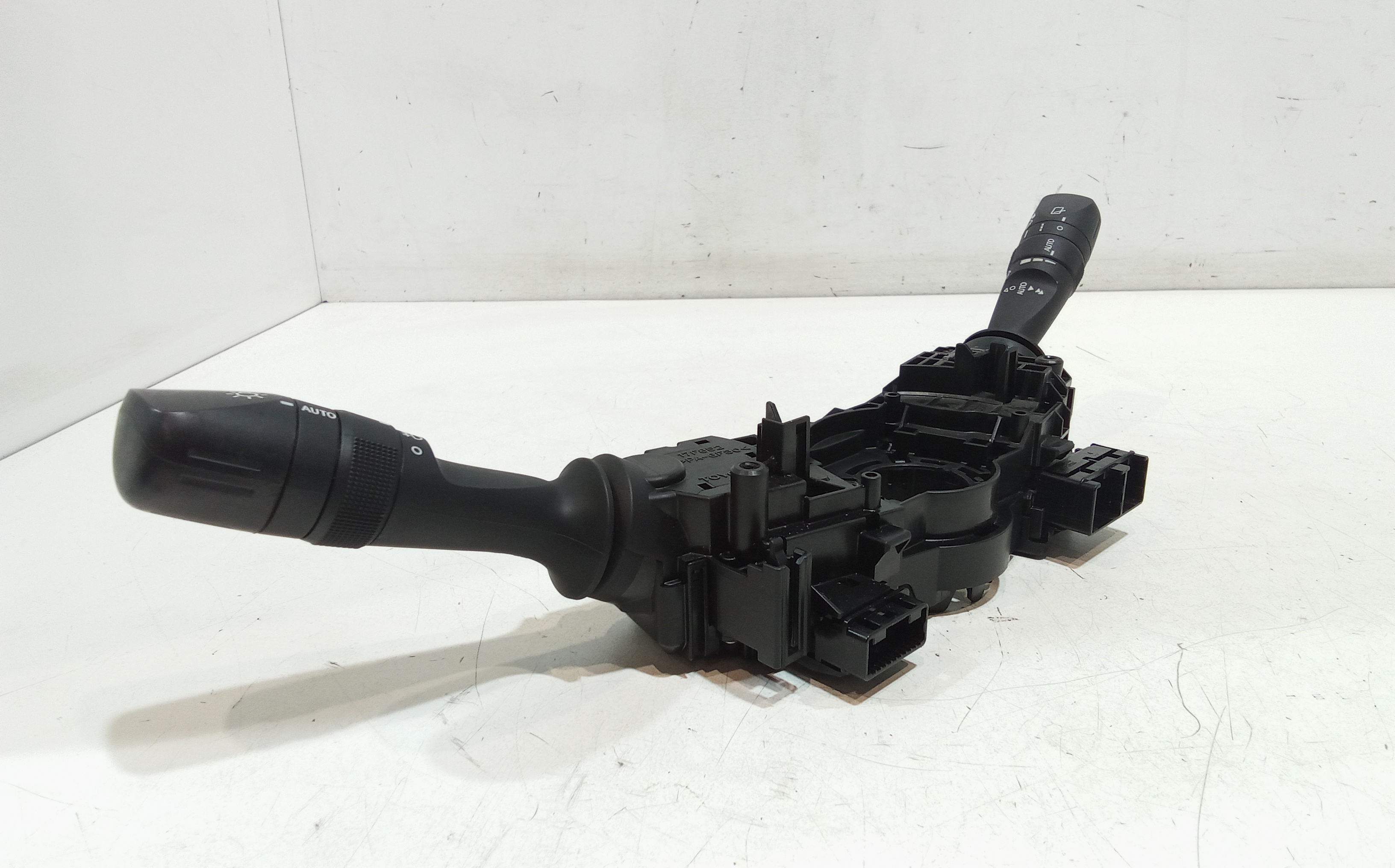 Devioluci per Toyota C-hr Ibrida (16>) (2016 - In produzione)