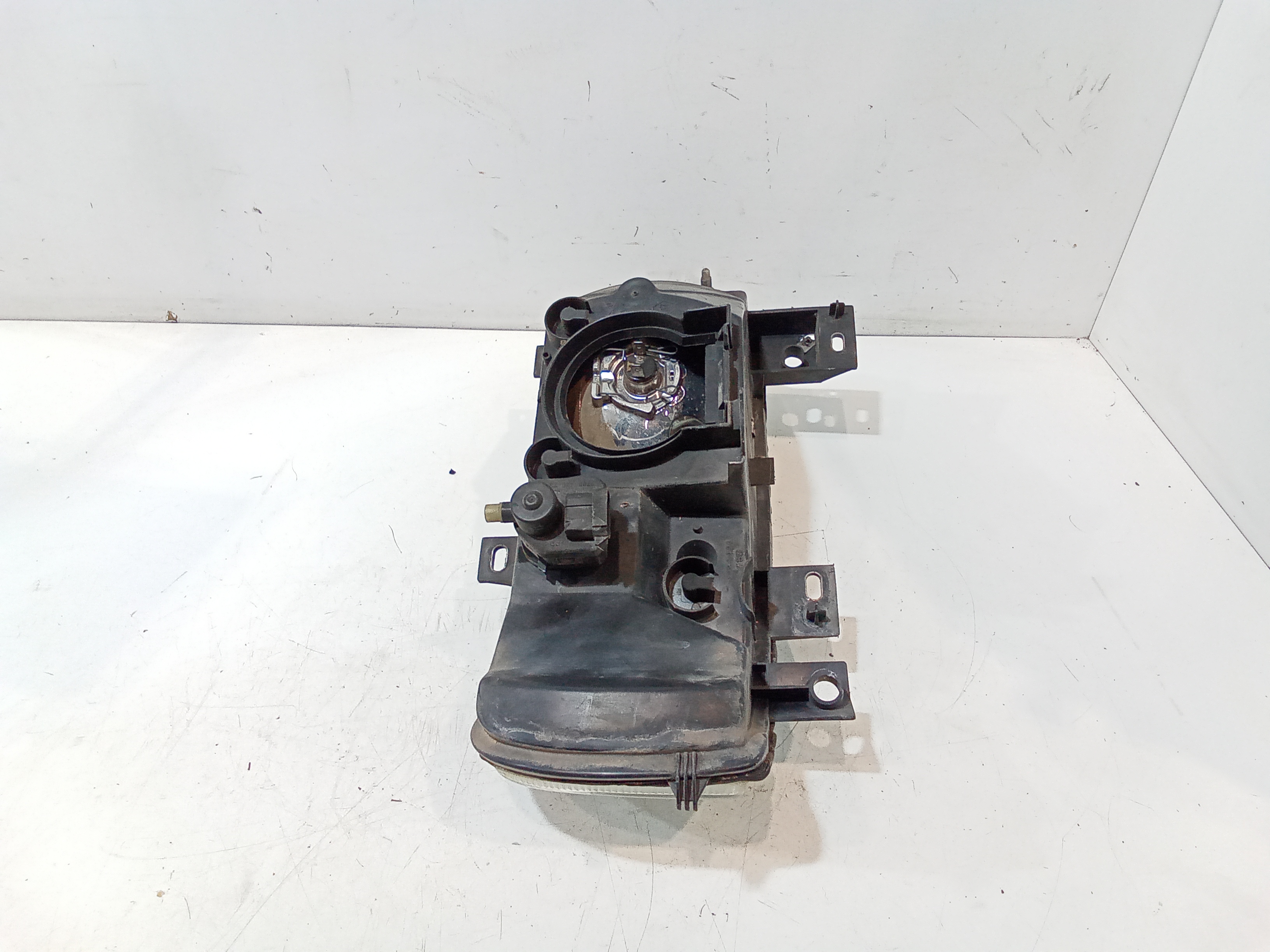 Faro anteriore Sinistro Guida per Renault Master 2 Serie (1997 - 2003)