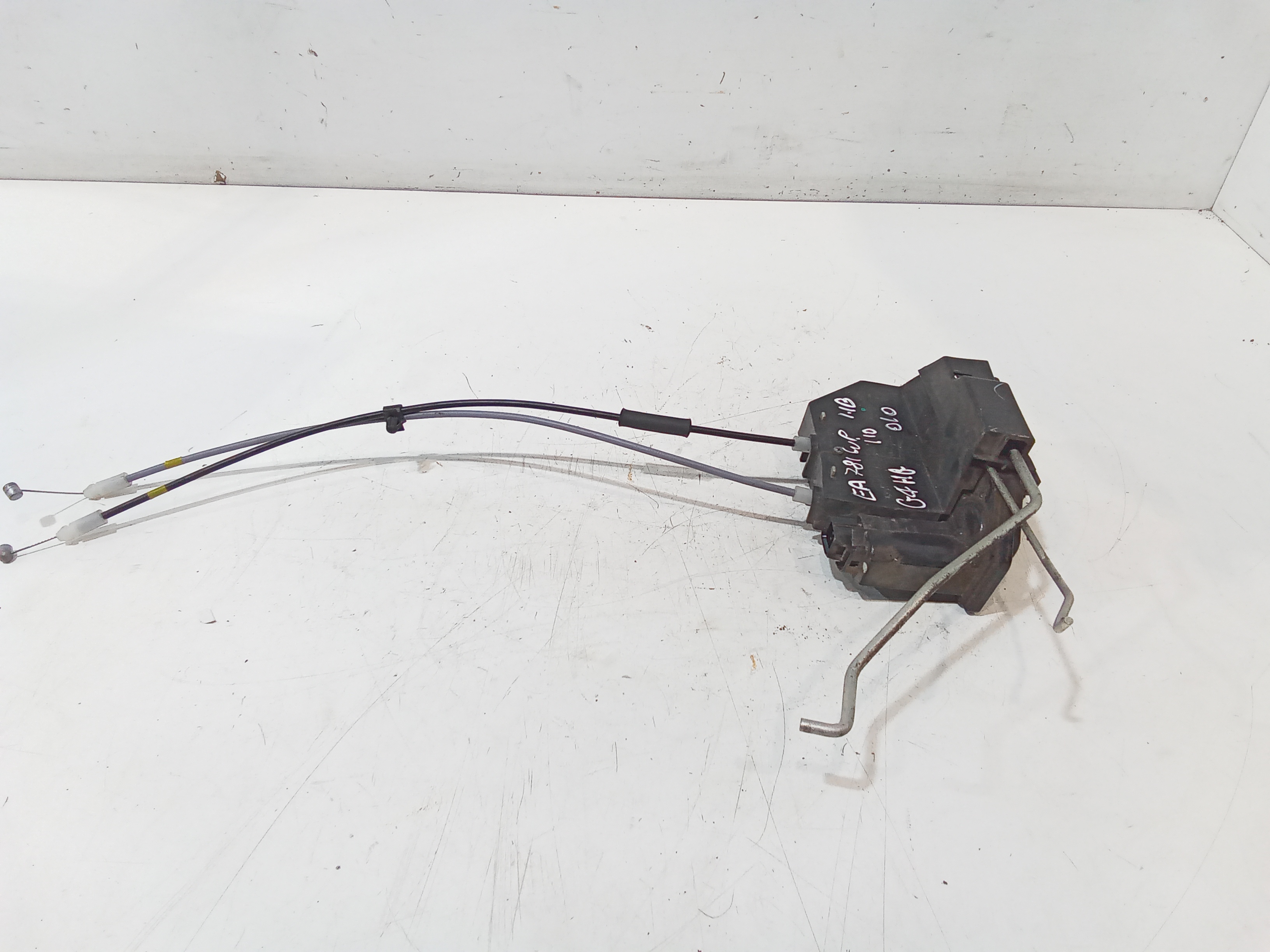 Serratura Anteriore Destra per Hyundai I10 1 Serie (2007 - 2011)