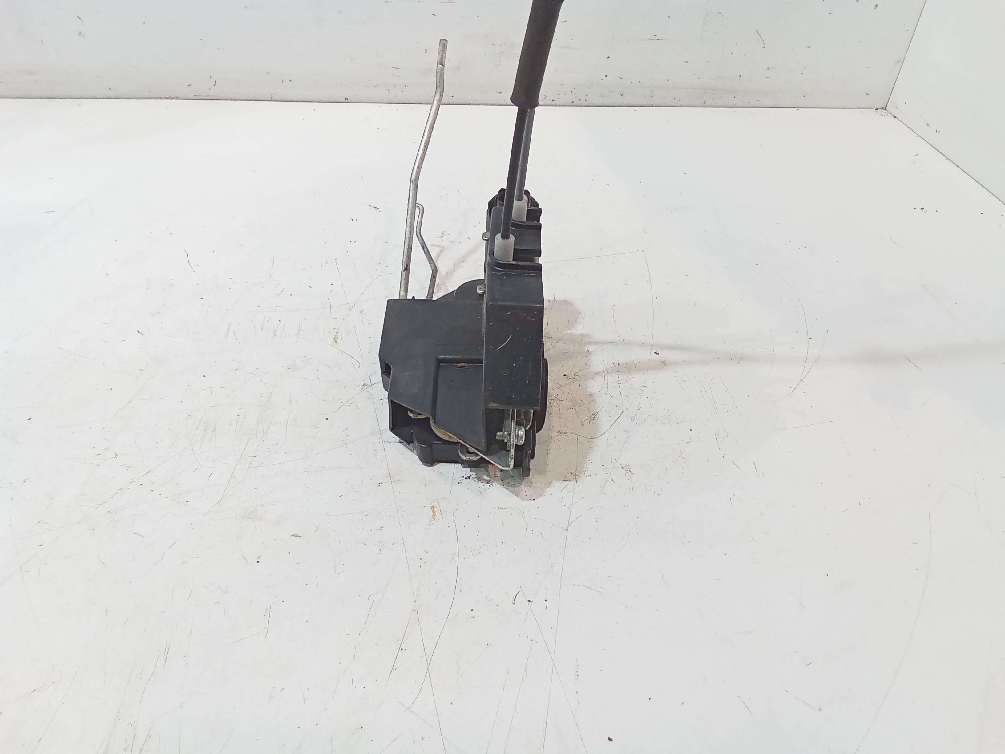 Serratura Anteriore Destra per Hyundai I10 1 Serie (2007 - 2011)