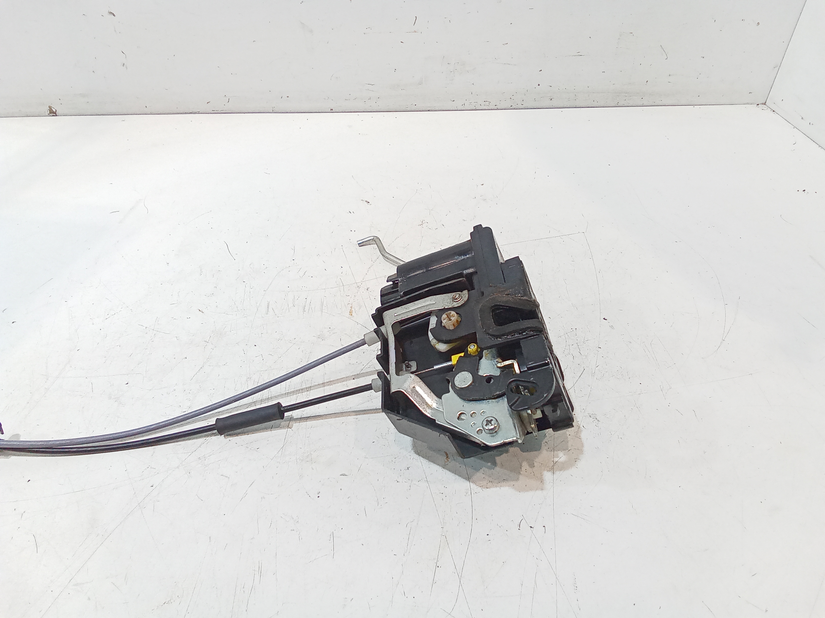 Serratura Anteriore Destra per Hyundai I10 1 Serie (2007 - 2011)